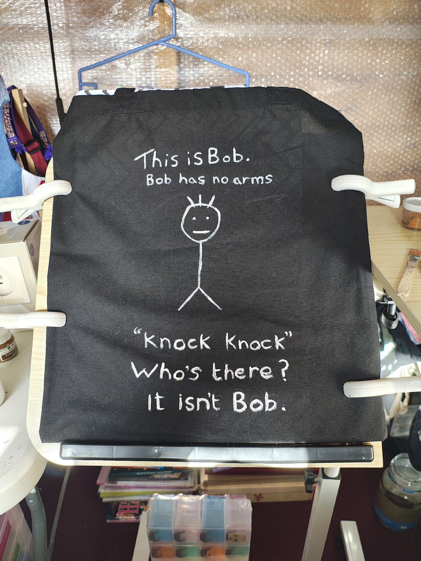 Hand painted tote bag with Bob , Unbranded, Medium, New condition — preloved on SilentSale®