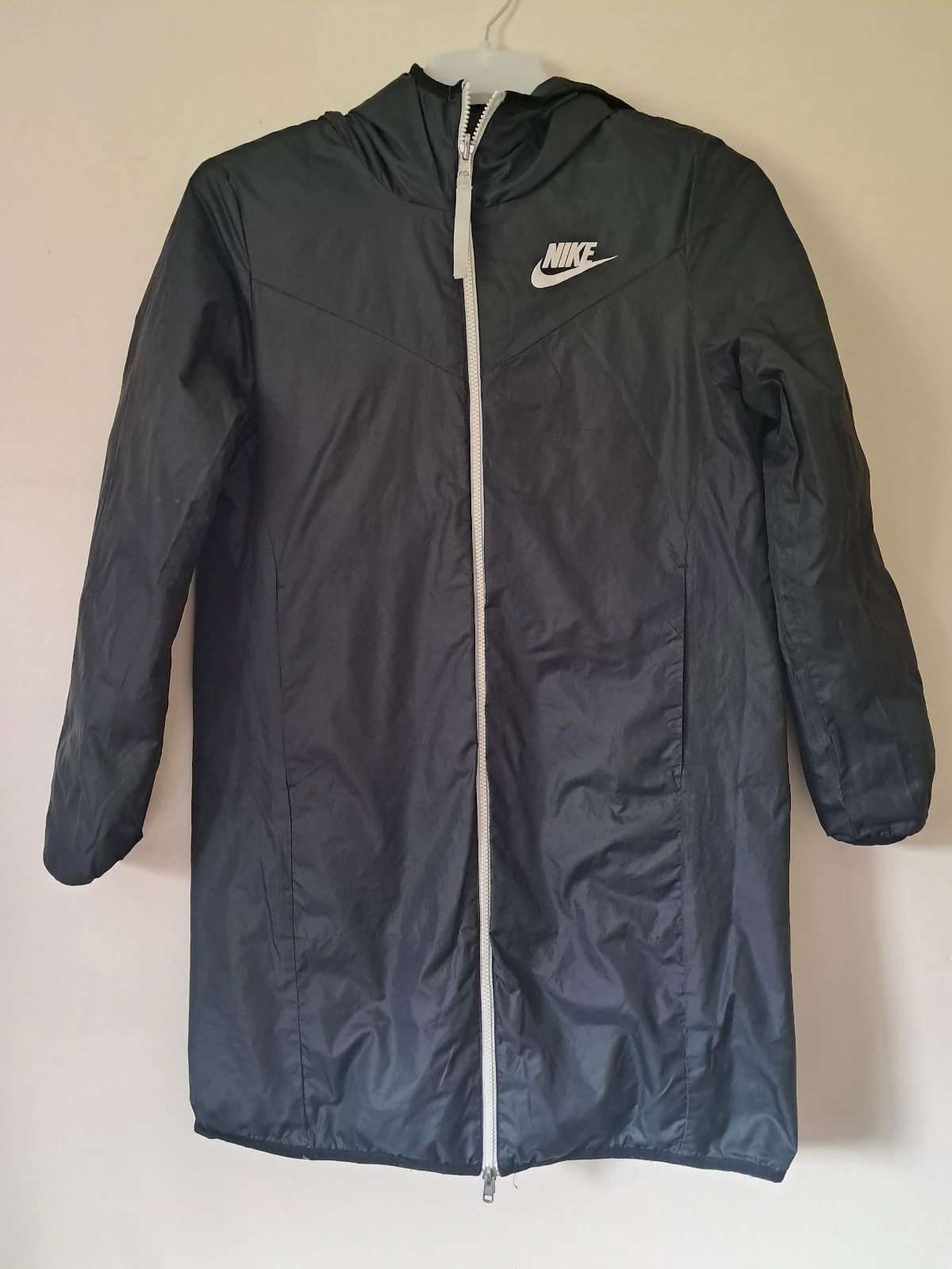Nike Sportswear Windrunner Reversible Down Parka Jacket - Medium, Nike, M, Excellent condition — preloved on SilentSale®