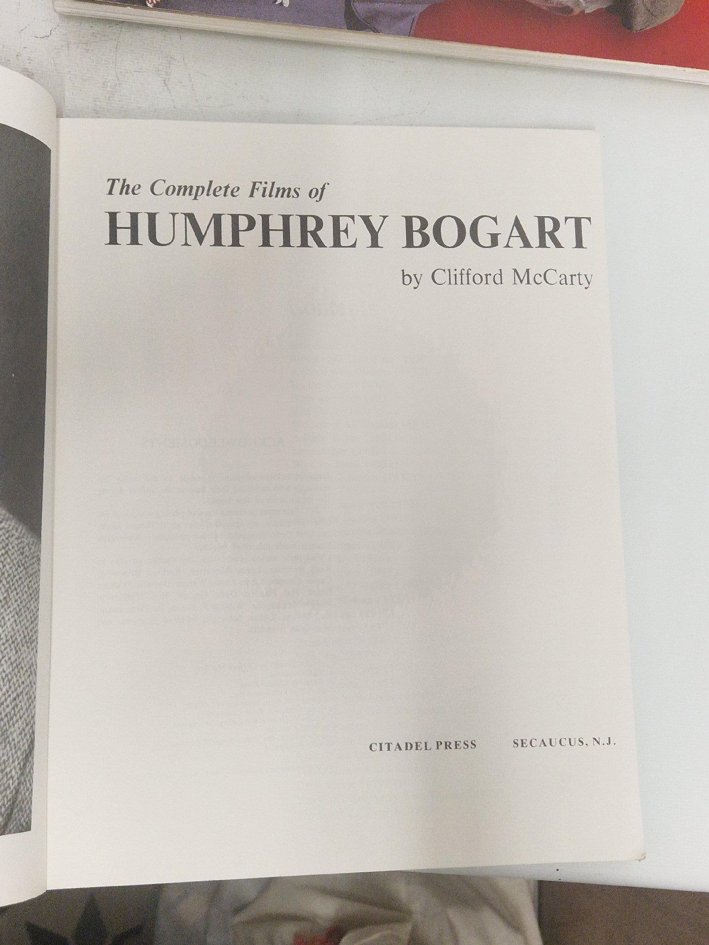 Book titled 'The Complete Films of Humphrey Bogart' by Clifford McCarty, Clifford, One Size, Good condition — preloved on SilentSale®