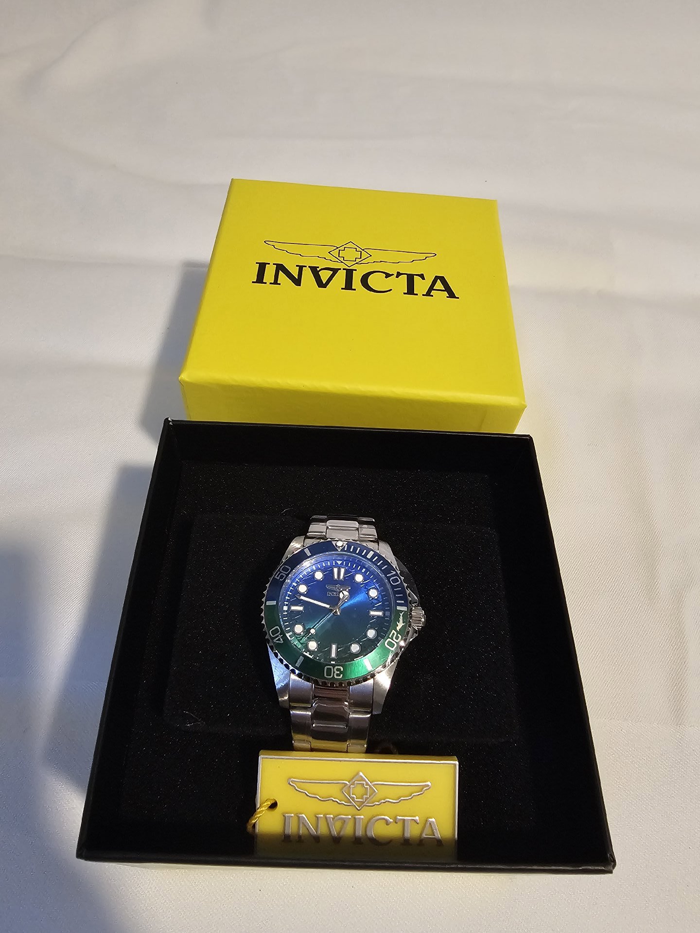 Invicta Stainless Steel 34mm Blue Green Dial Watch, Invicta, One Size, Excellent condition — preloved on SilentSale®