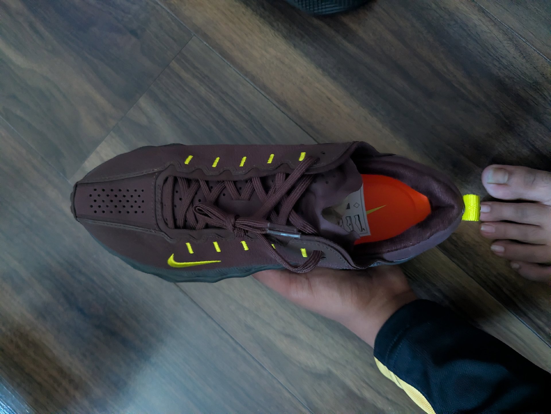 Nike Brown and Yellow Trainers – UK 6 / EUR 39, Nike, 6, New condition — preloved on SilentSale®