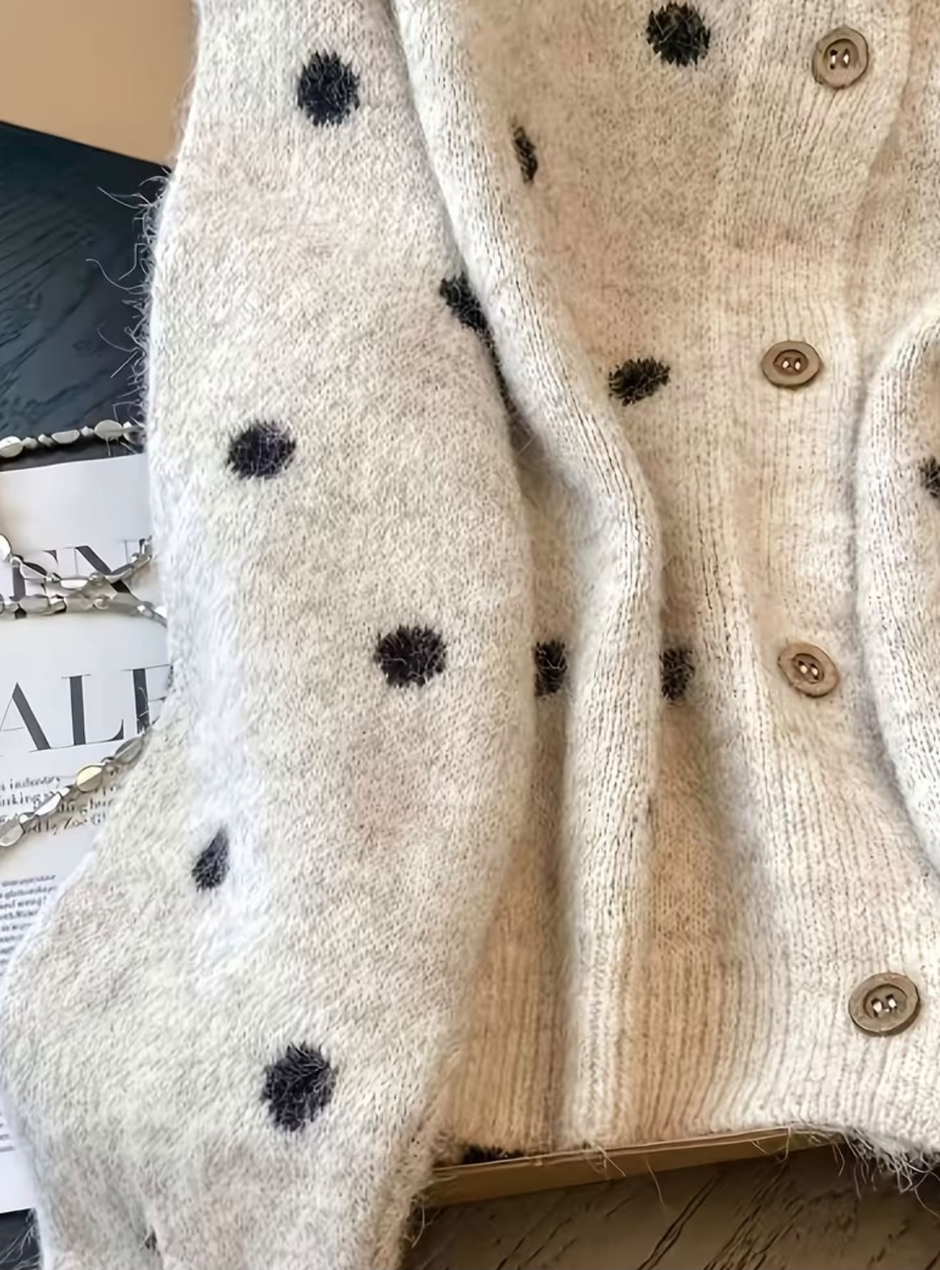 Women's cardigan L, Unbranded, 16, New condition — preloved on SilentSale®