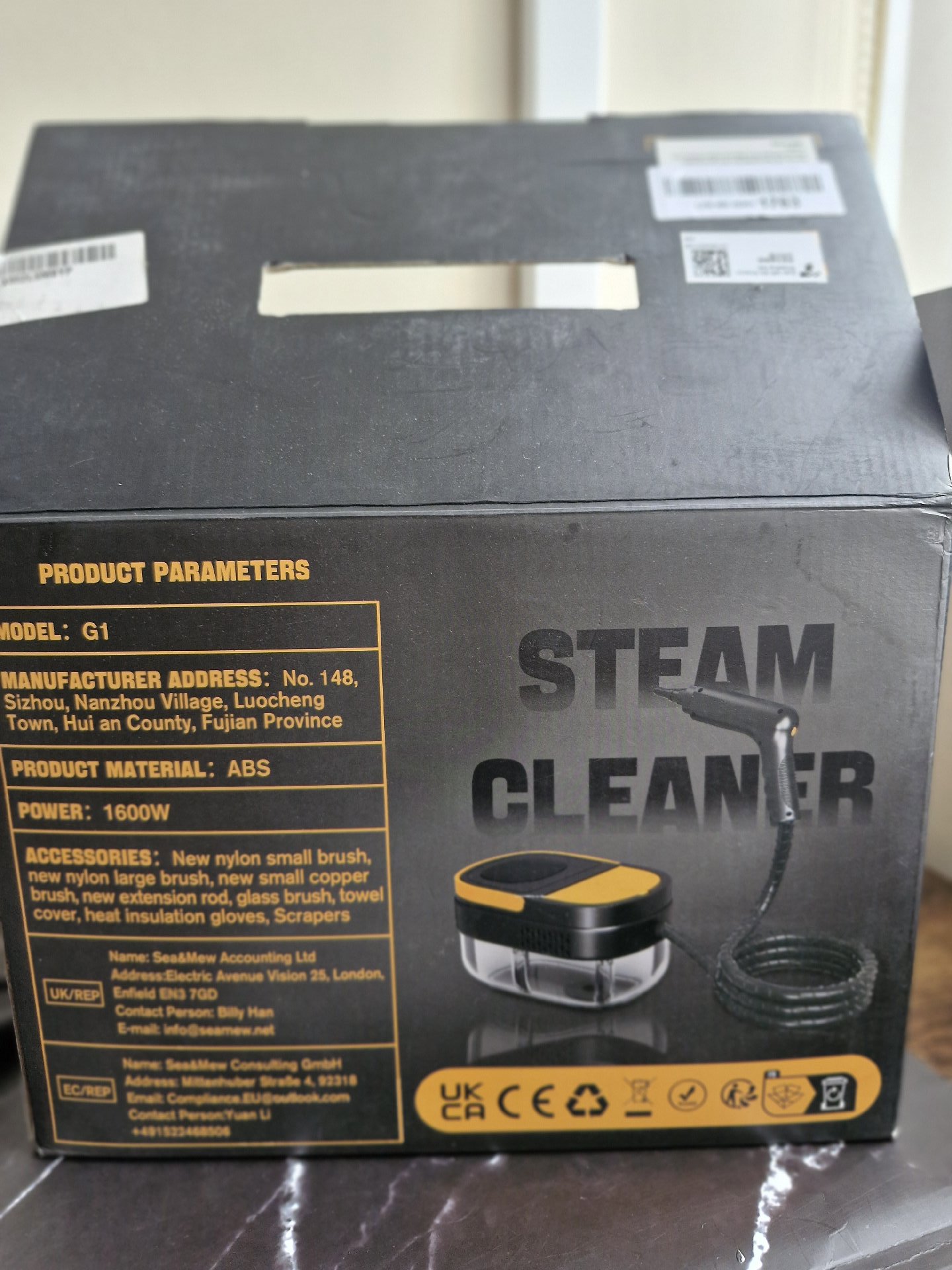 Stanley Portable Air Compressor Pump, Stanley, One Size, Excellent condition — preloved on SilentSale®