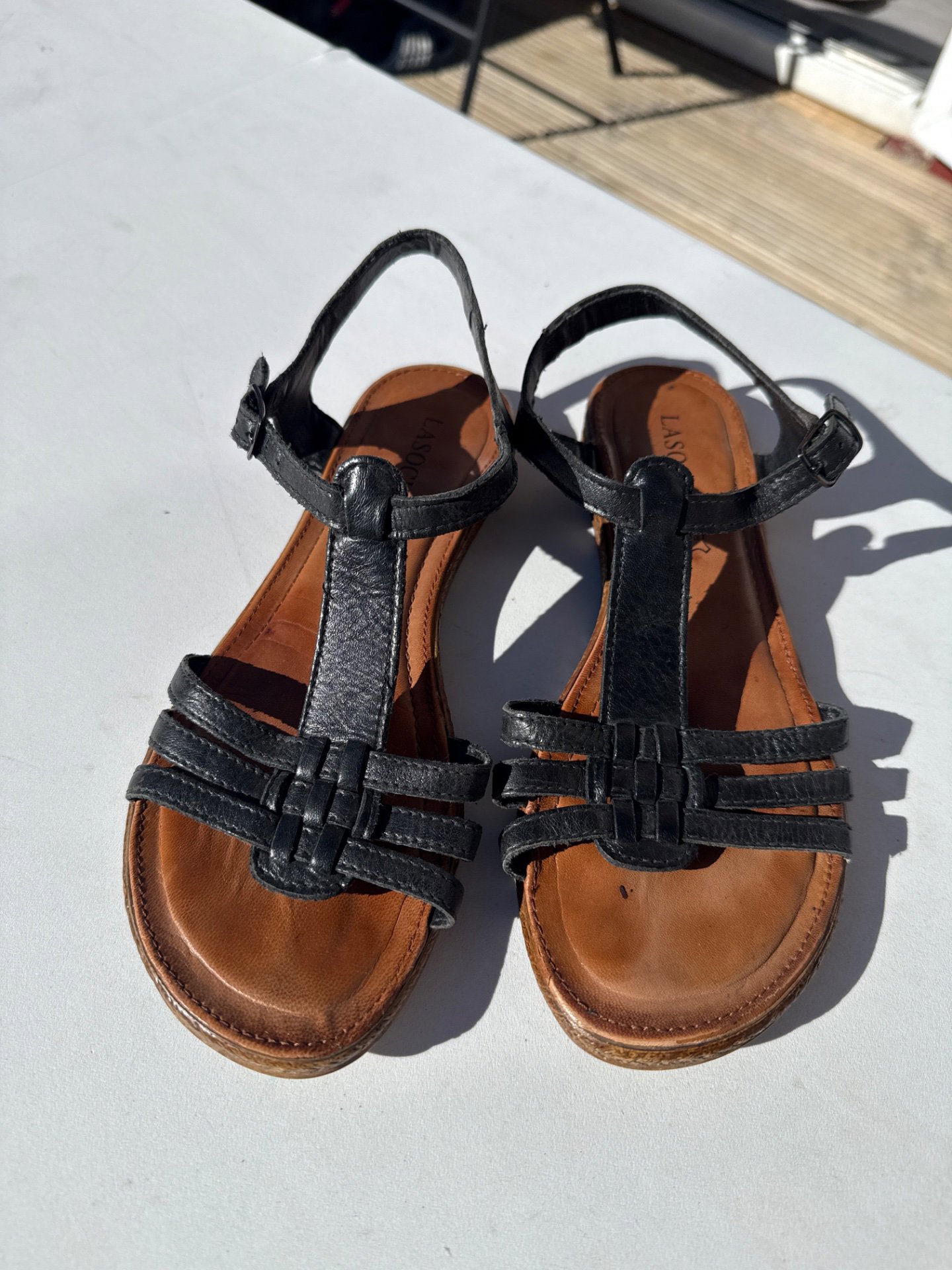Black Leather Sandals – Size 39, Lasocki, 4, Excellent condition — preloved on SilentSale®