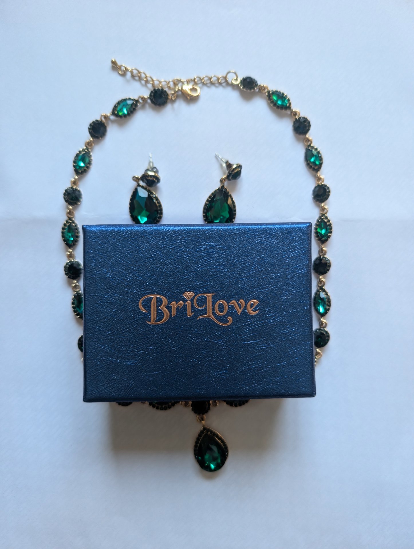 Brilove Green Crystal Necklace and Earrings Set, BriLove, One Size, Excellent condition — preloved on SilentSale®
