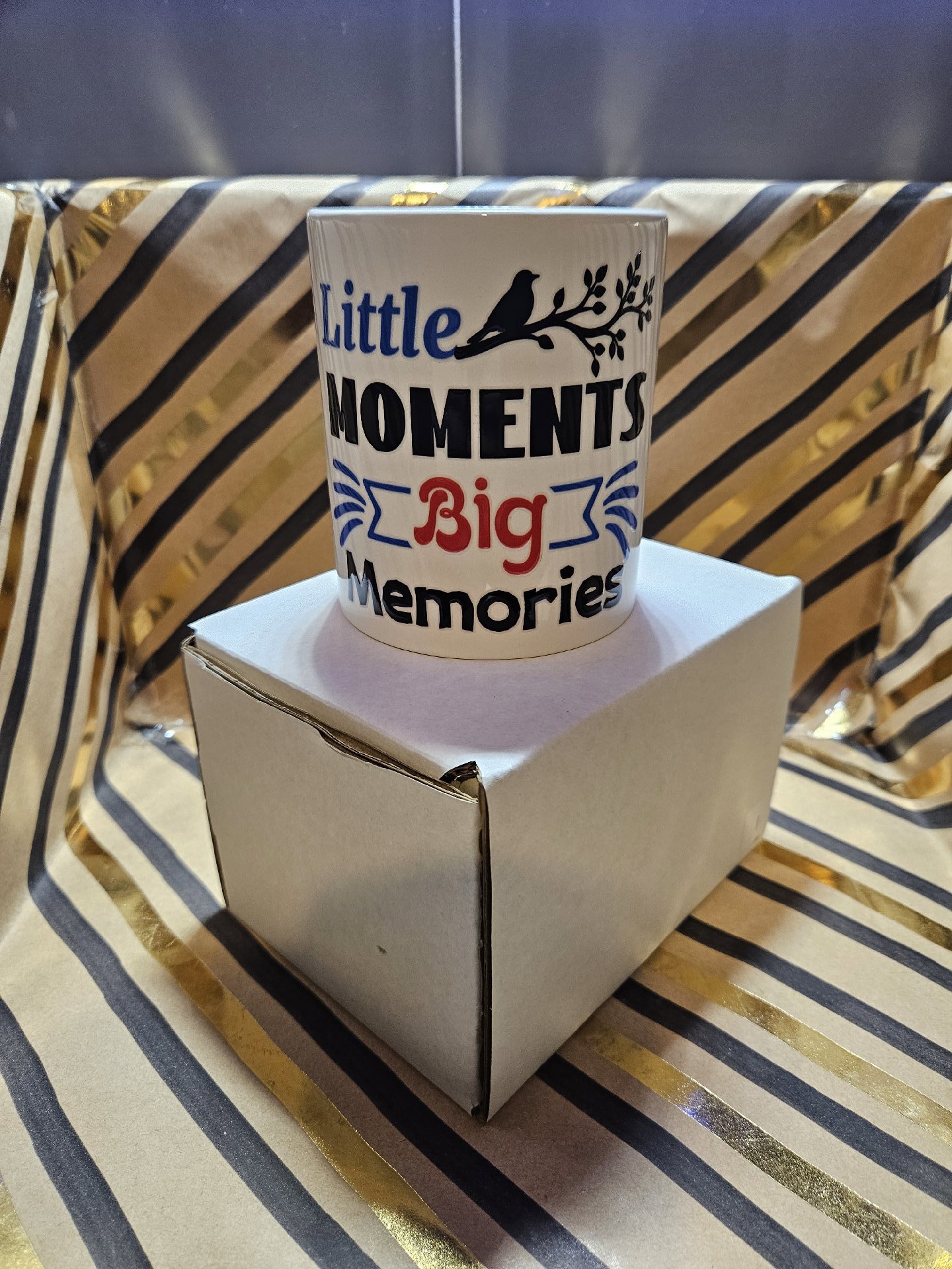 Ceramic Mug with 'Little Moments Big Memories' Print, Unbranded, One Size, New condition — preloved on SilentSale®