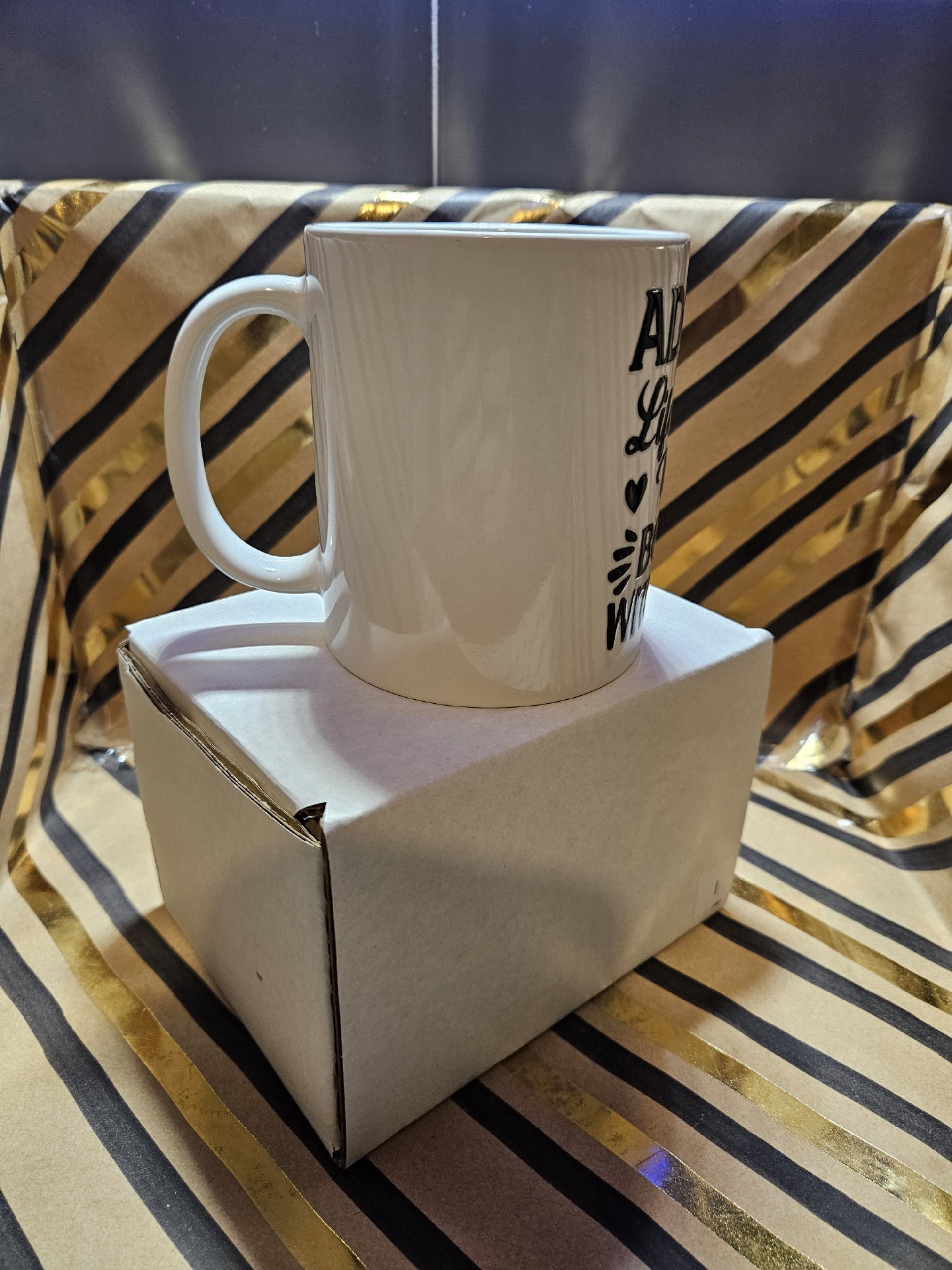 Ceramic Mug with 'Life Would Be Boring Without Me' Quote, Unbranded, One Size, New condition — preloved on SilentSale®