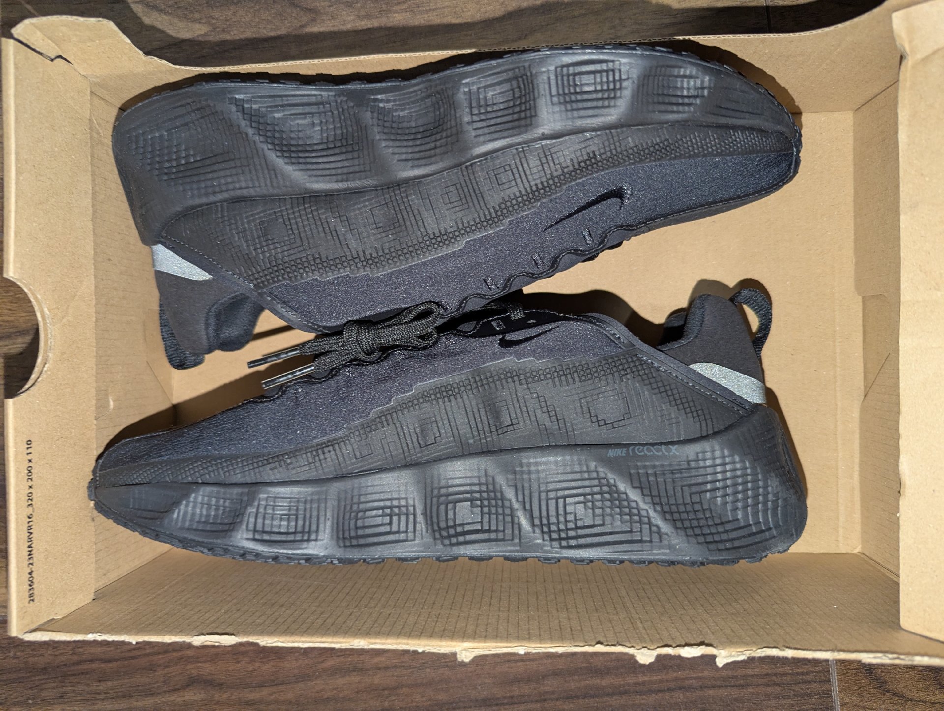 Nike Black Running Trainers – UK 6, Nike, 6, New condition — preloved on SilentSale®