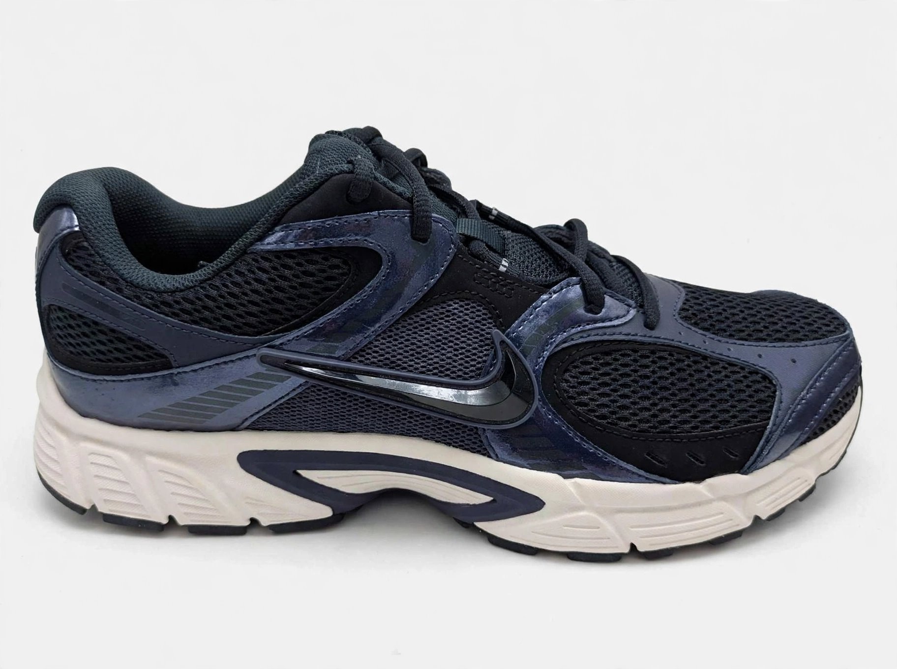 NikeV5 trainer's , Nike, 12, New condition — preloved on SilentSale®