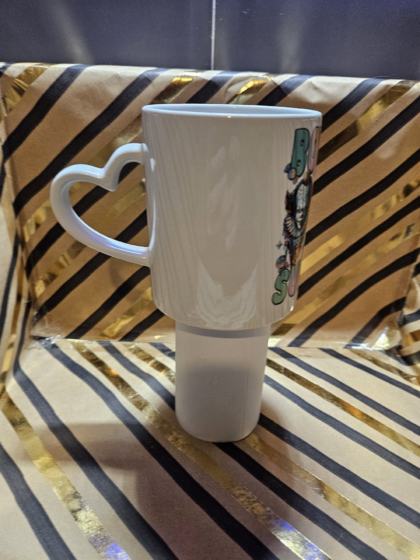 Boys Of Summer Ceramic Mug with Heart Handle, Unbranded, One Size, New condition — preloved on SilentSale®