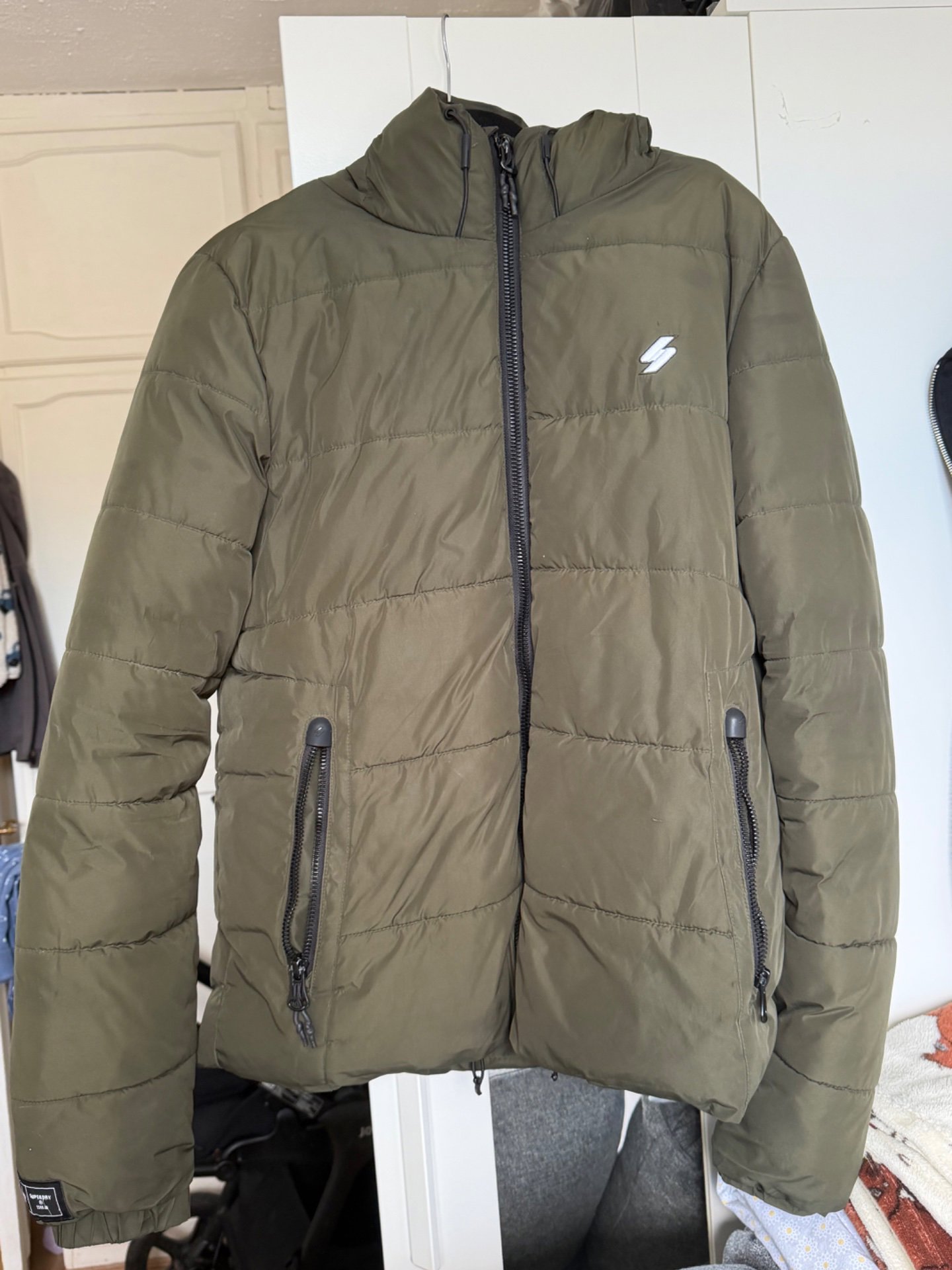Men’s Superdry Khaki Puffer Jacket – Pre-owned, Superdry, 14, Excellent condition — preloved on SilentSale®