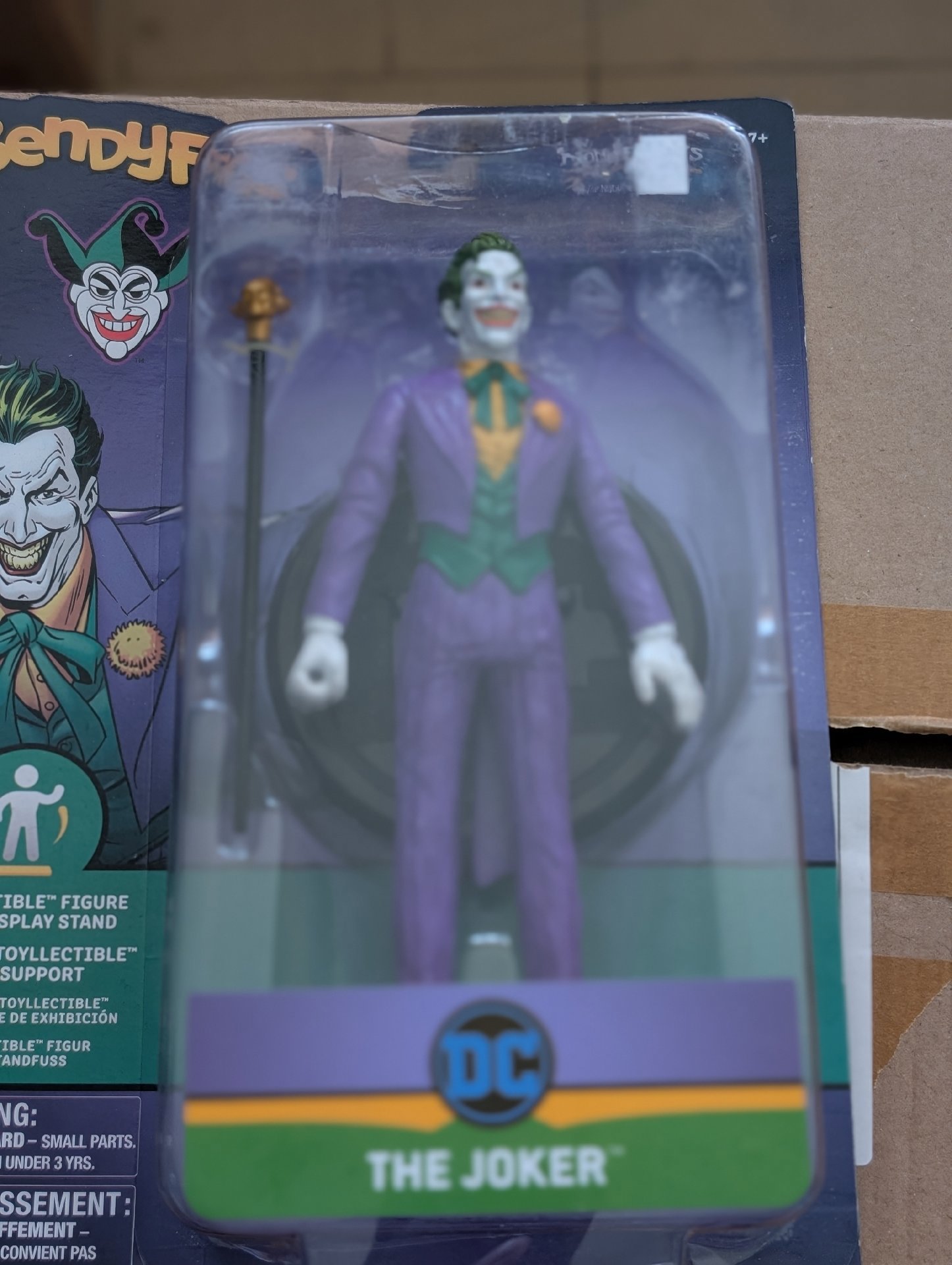 Bendyfigs DC The Joker Collectible Figure with Stand, Bendyfigs, Small, Excellent condition — preloved on SilentSale®