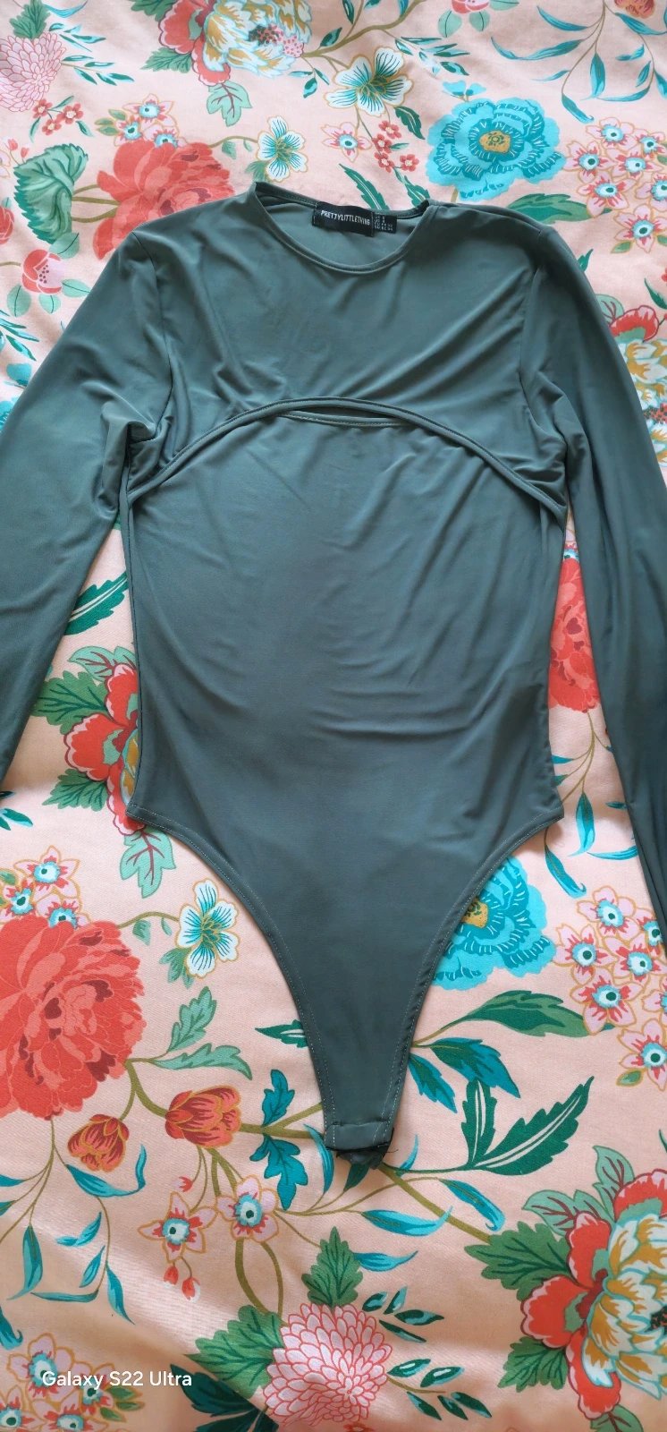 Womens body, PrettyLittleThing, S / UK 8-10, Excellent condition — preloved on SilentSale®