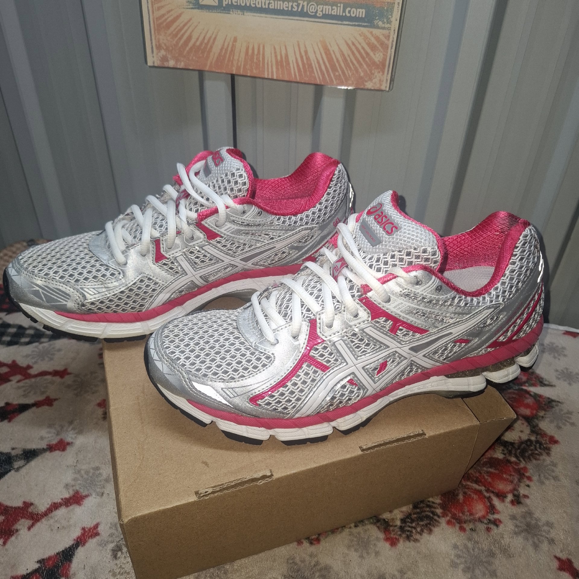 Asics Gel Running Trainers White and Pink UK 8.5, ASICS, 6.5, Good condition — preloved on SilentSale®