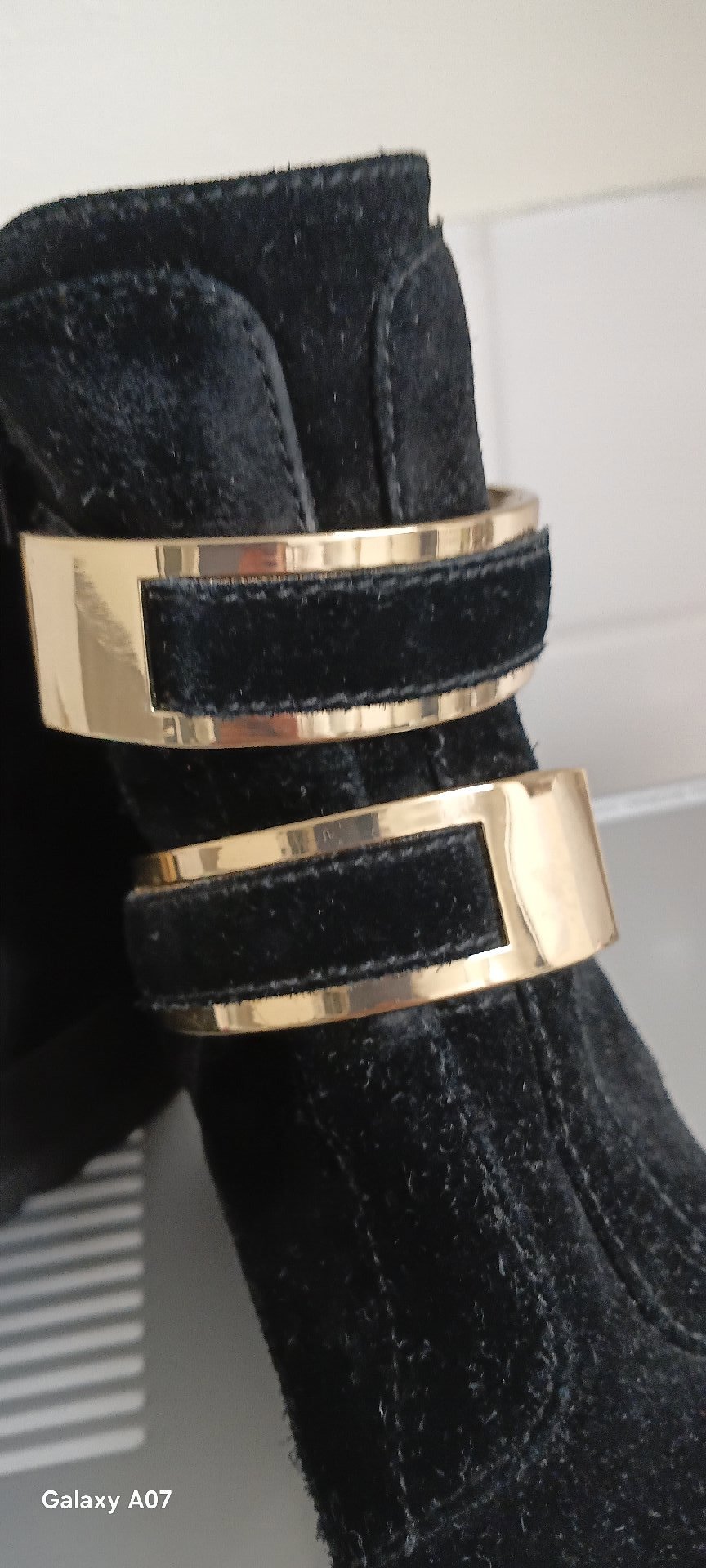 Black Velvet Ankle Boots with Gold Buckle Detail, CafèNoir, 5, Good condition — preloved on SilentSale®