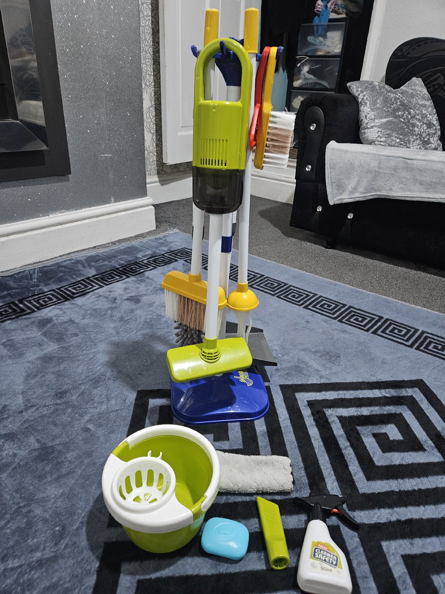 Kids Cleaning Toy Set with Mop, Broom, Dustpan and Accessories, no label, small, Good condition — preloved on SilentSale®