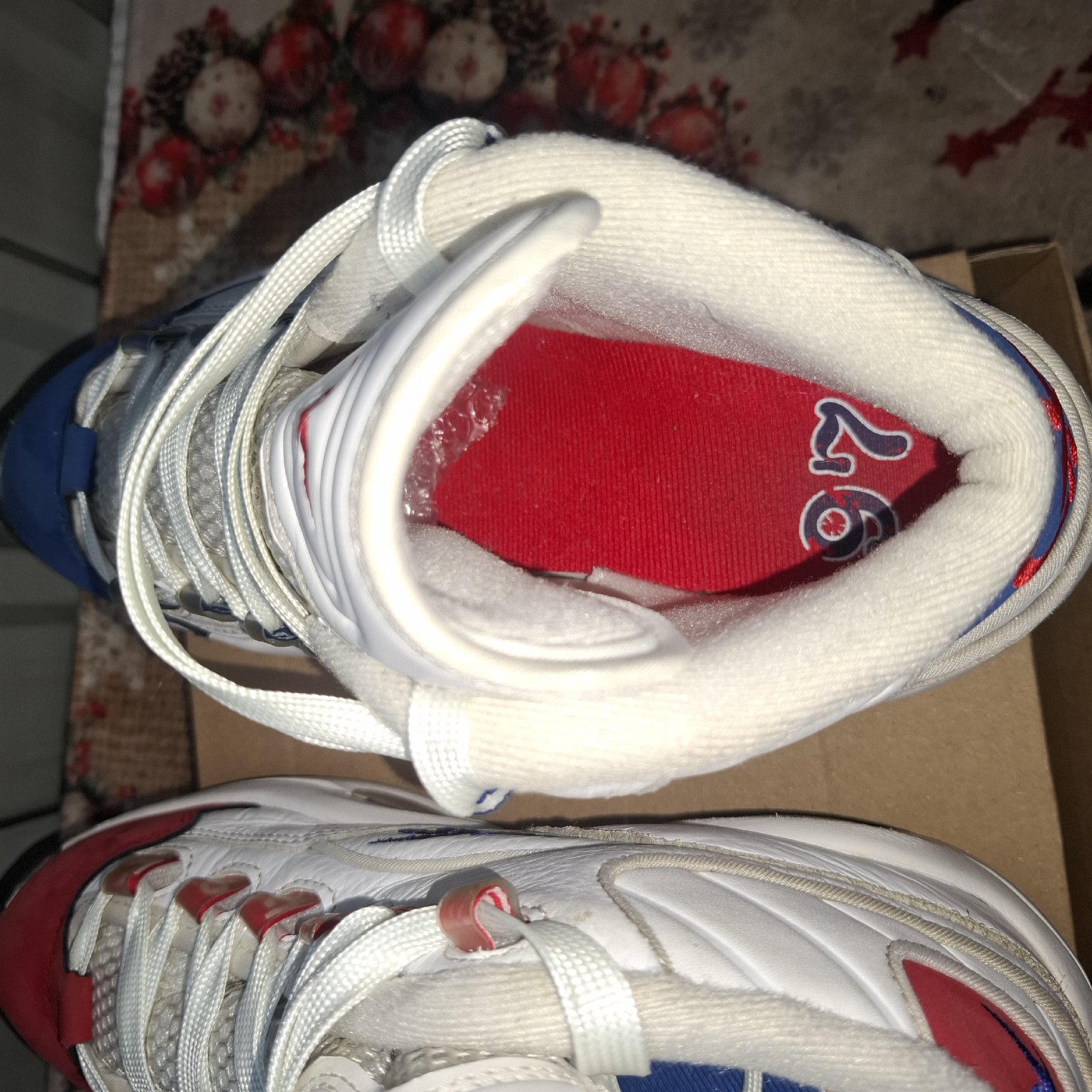 Reebok White Red Blue Trainers UK 5, Reebok, 5.5, Excellent condition — preloved on SilentSale®