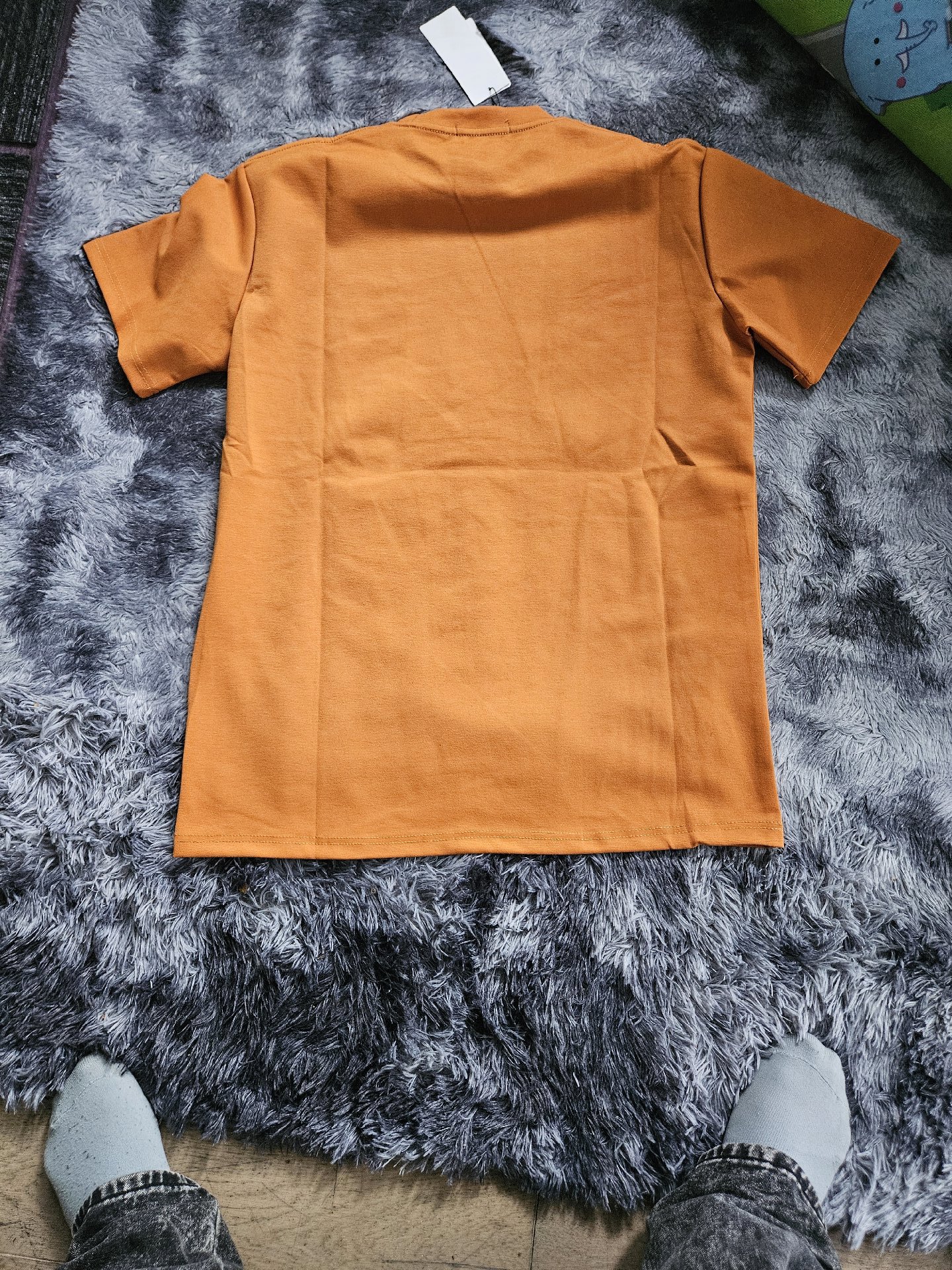 Quality Stretchy T Shirt affordable , Uniqlo, XL, Excellent condition — preloved on SilentSale®