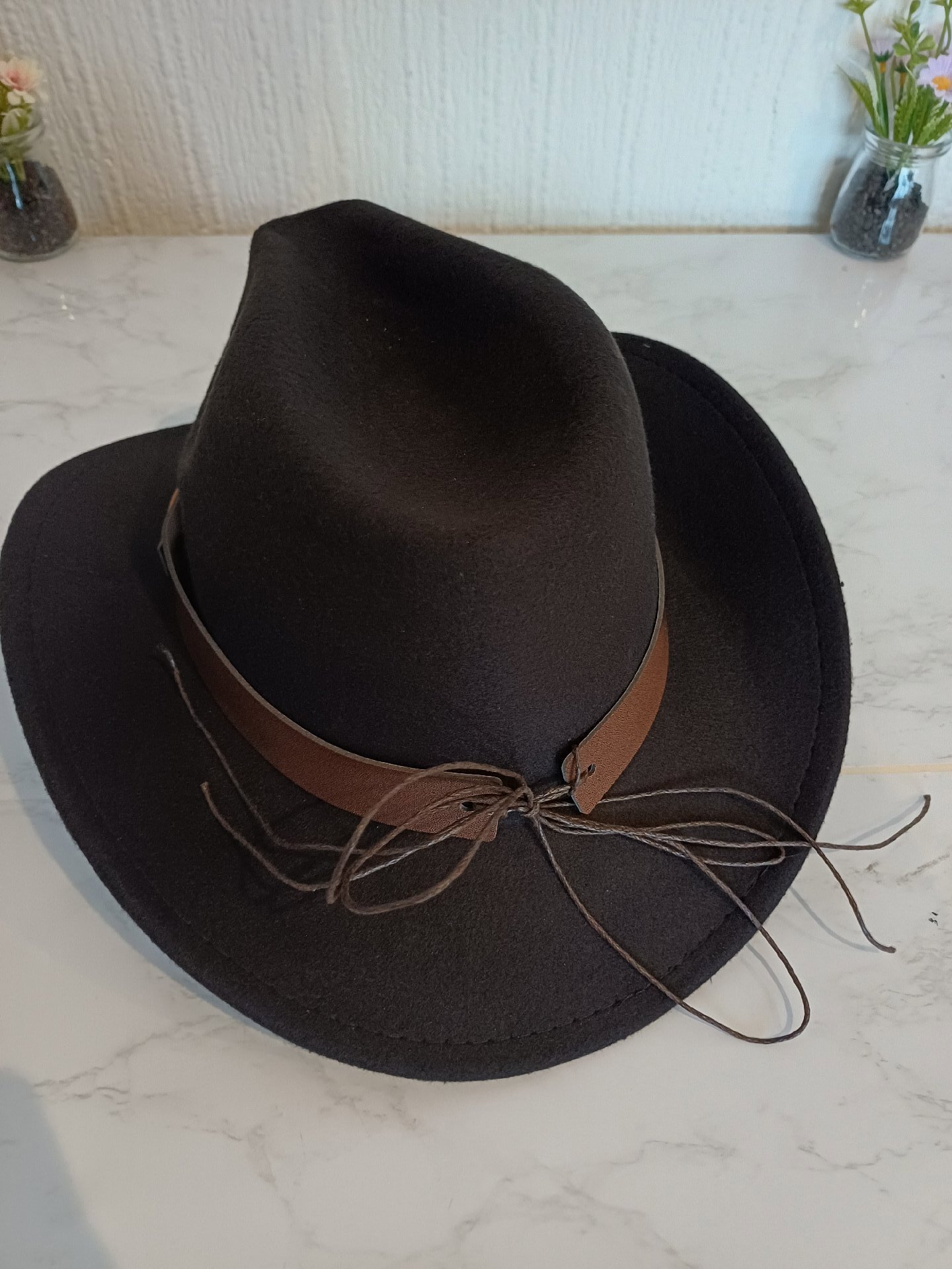 Black Felt Western Style Hat with Brown Band – Size 57, Western, 57, New condition — preloved on SilentSale®