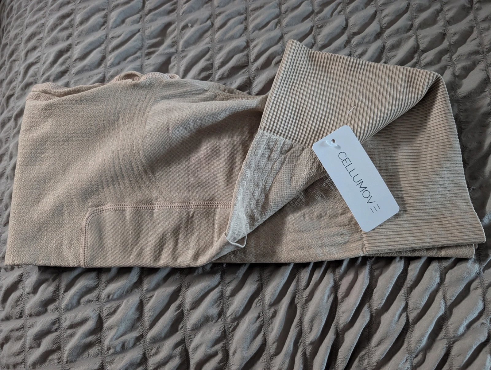 Cellumove Biege Leggings with Pockets S, Cellumove, S, New condition — preloved on SilentSale®