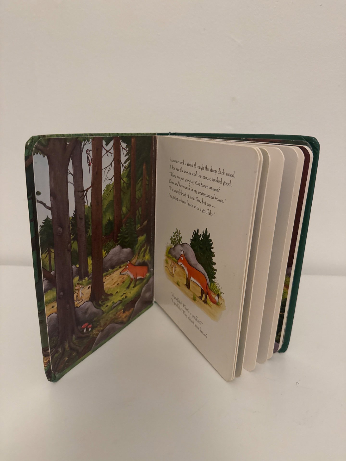 The Gruffalo by Julia Donaldson and Axel Scheffler Hardcover Book, Donaldson, One Size, Good condition — preloved on SilentSale®