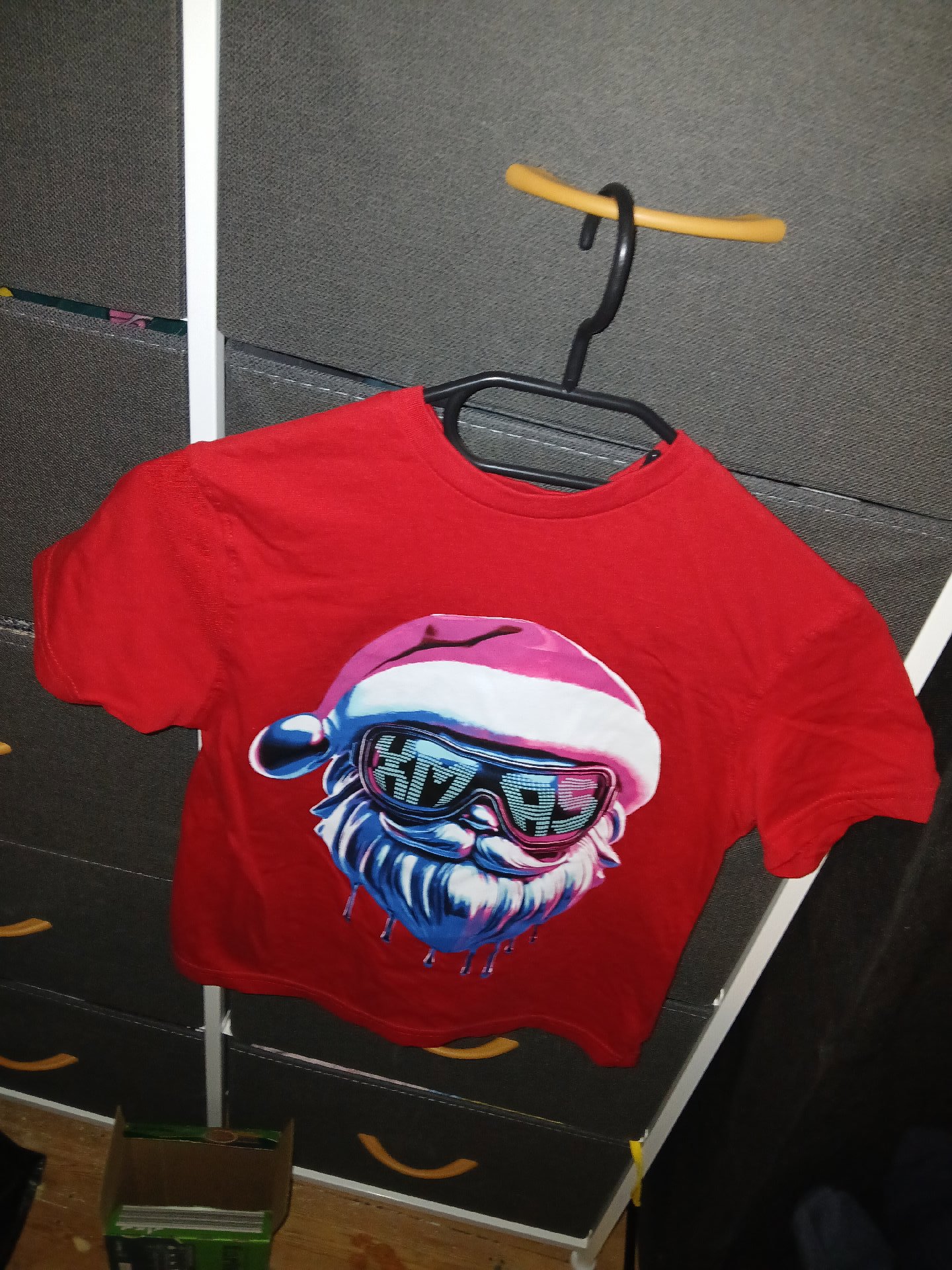 Santa Top- kids 8-9 years , George, 3-4 years, Excellent condition — preloved on SilentSale®