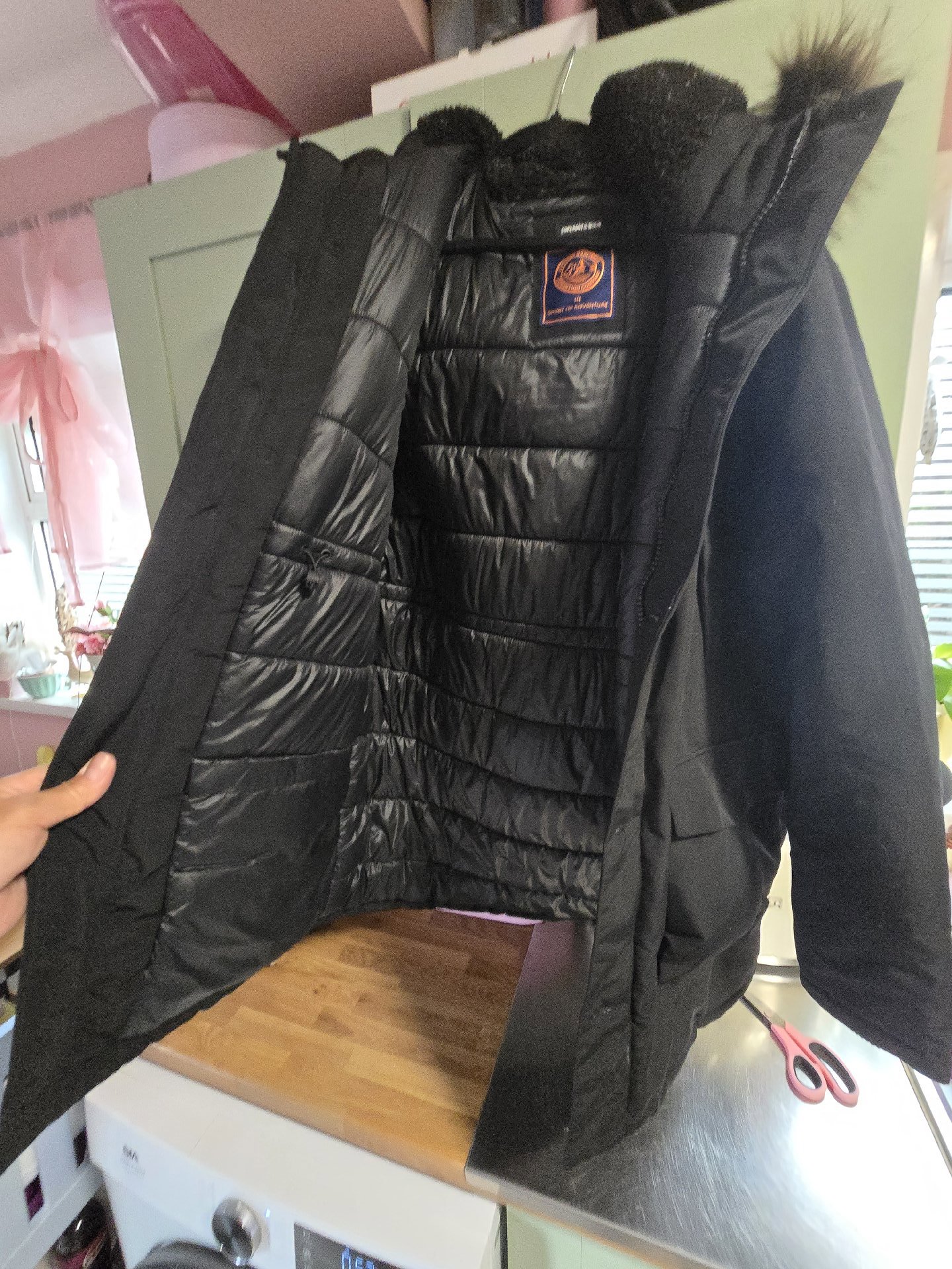 Superdry Everest Explorer Black Padded Jacket – Size XXL, Superdry, XXL, Excellent condition — preloved on SilentSale®