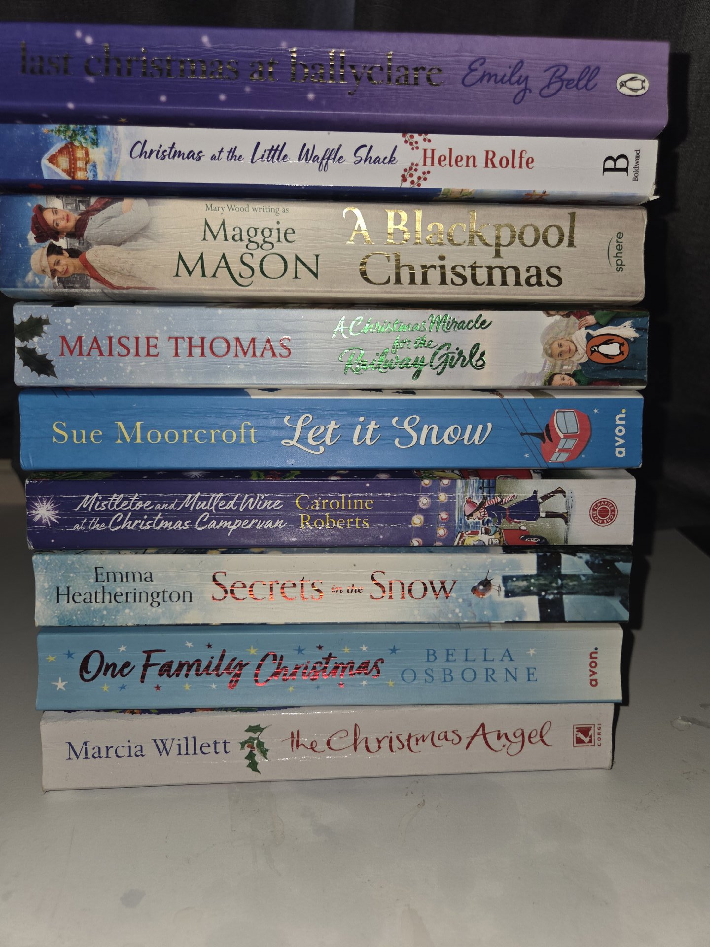 Set of 9 Christmas Themed Paperback Books, Unbranded, One Size, Good condition — preloved on SilentSale®