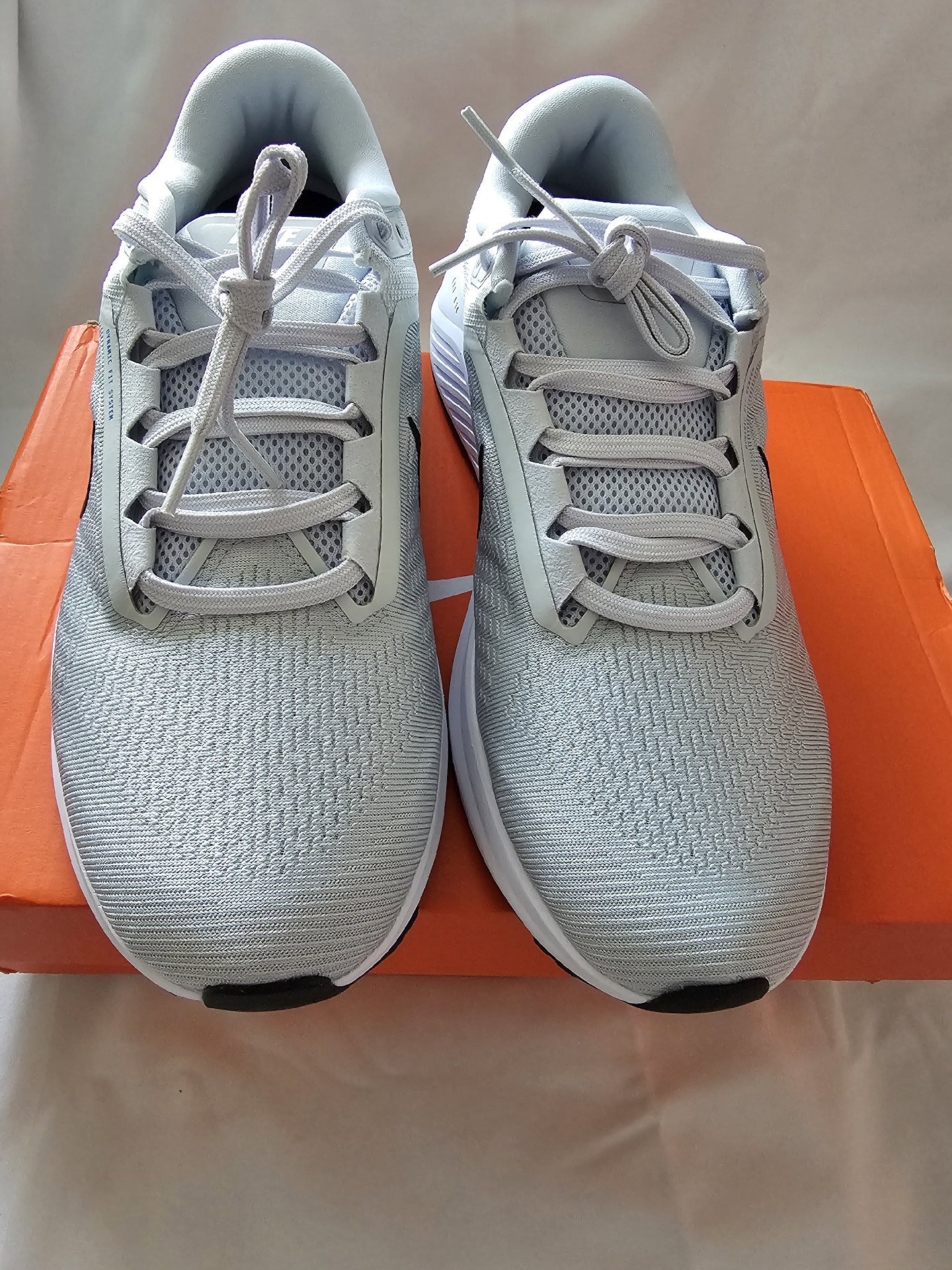 Nike White Zoom structure 24 Running Trainers – UK 10.5, Nike, 10.5, New condition — preloved on SilentSale®