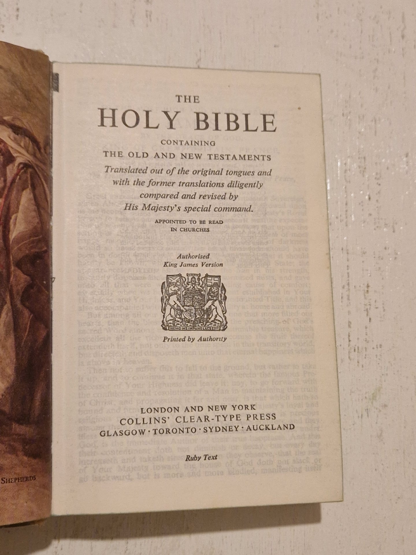 Vintage Holy Bible containing the Old and New Testaments, , Vintage, Hardback, Good condition — preloved on SilentSale®