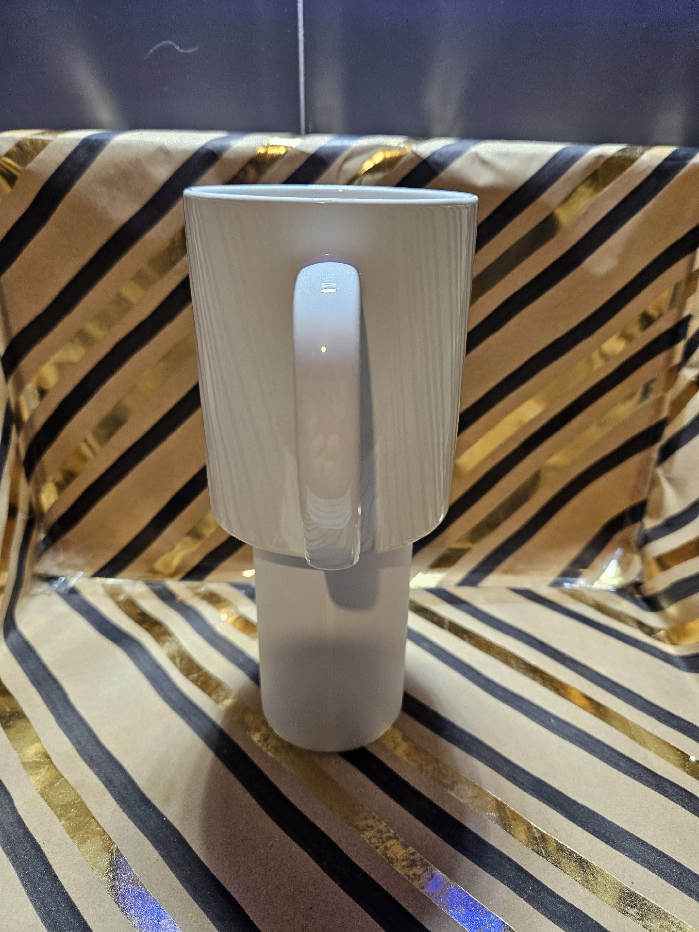 Novelty Wine Themed Mug with Car Cup Holder Base, Unbranded, One Size, New condition — preloved on SilentSale®