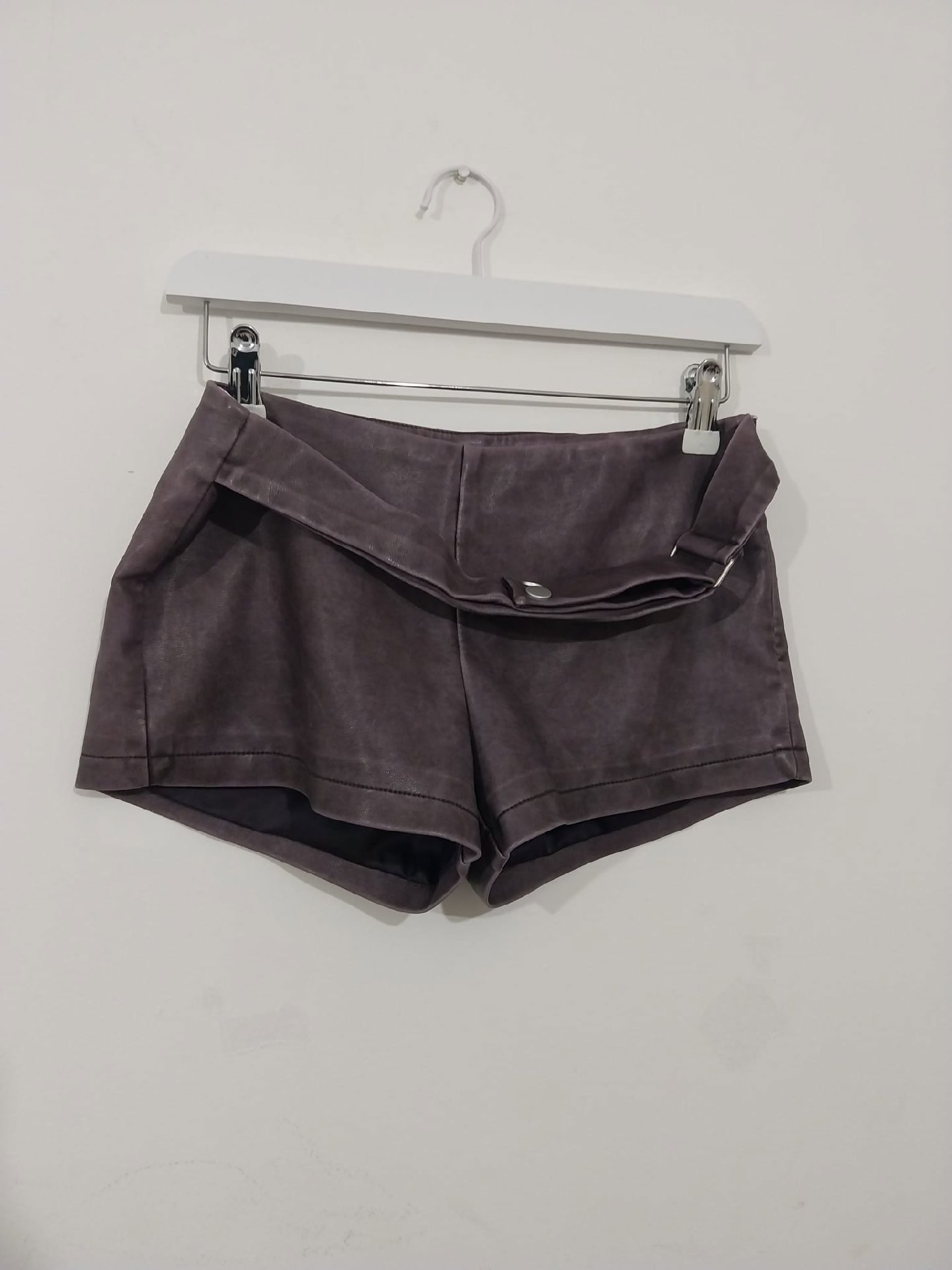 Brown Faux Leather Shorts With Belt – Size XXS, Motel, XXS, Excellent condition — preloved on SilentSale®