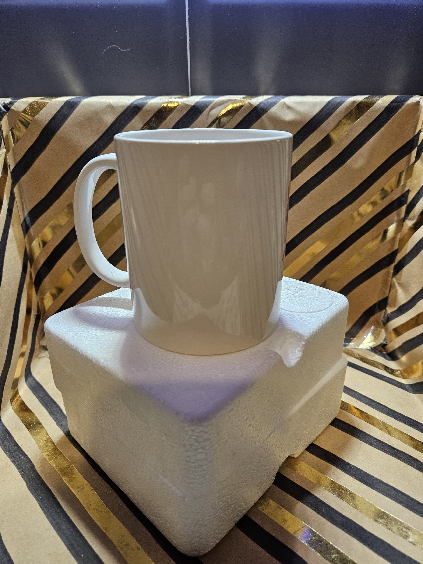Ceramic Mug with Never Give Up Print, Unbranded, One Size, New condition — preloved on SilentSale®
