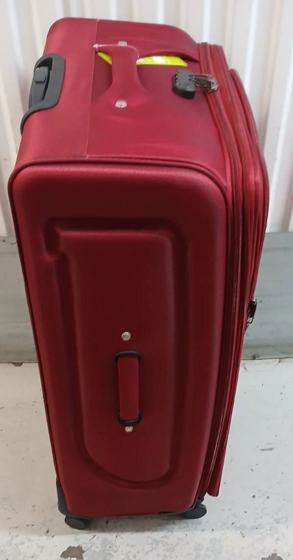 32 inches Red Soft Shell Suitcase with Wheels and Front Pocket, power action, Extra Large, New condition — preloved on SilentSale®