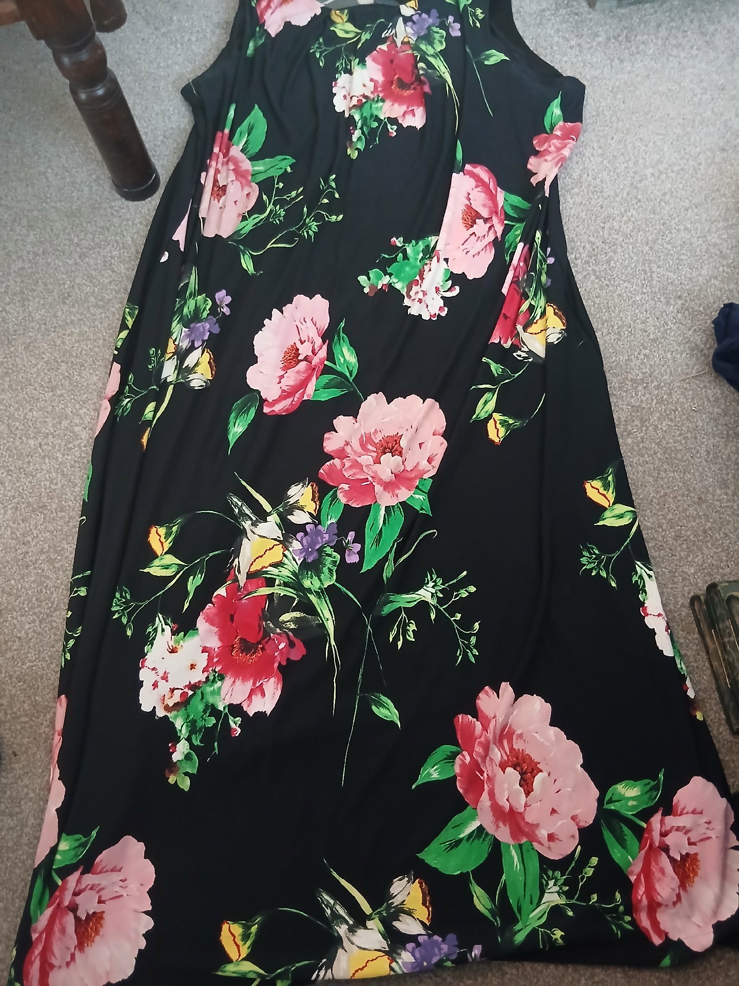 women's floral dress uk size 30/32, ss, 30/32, Good condition — preloved on SilentSale®