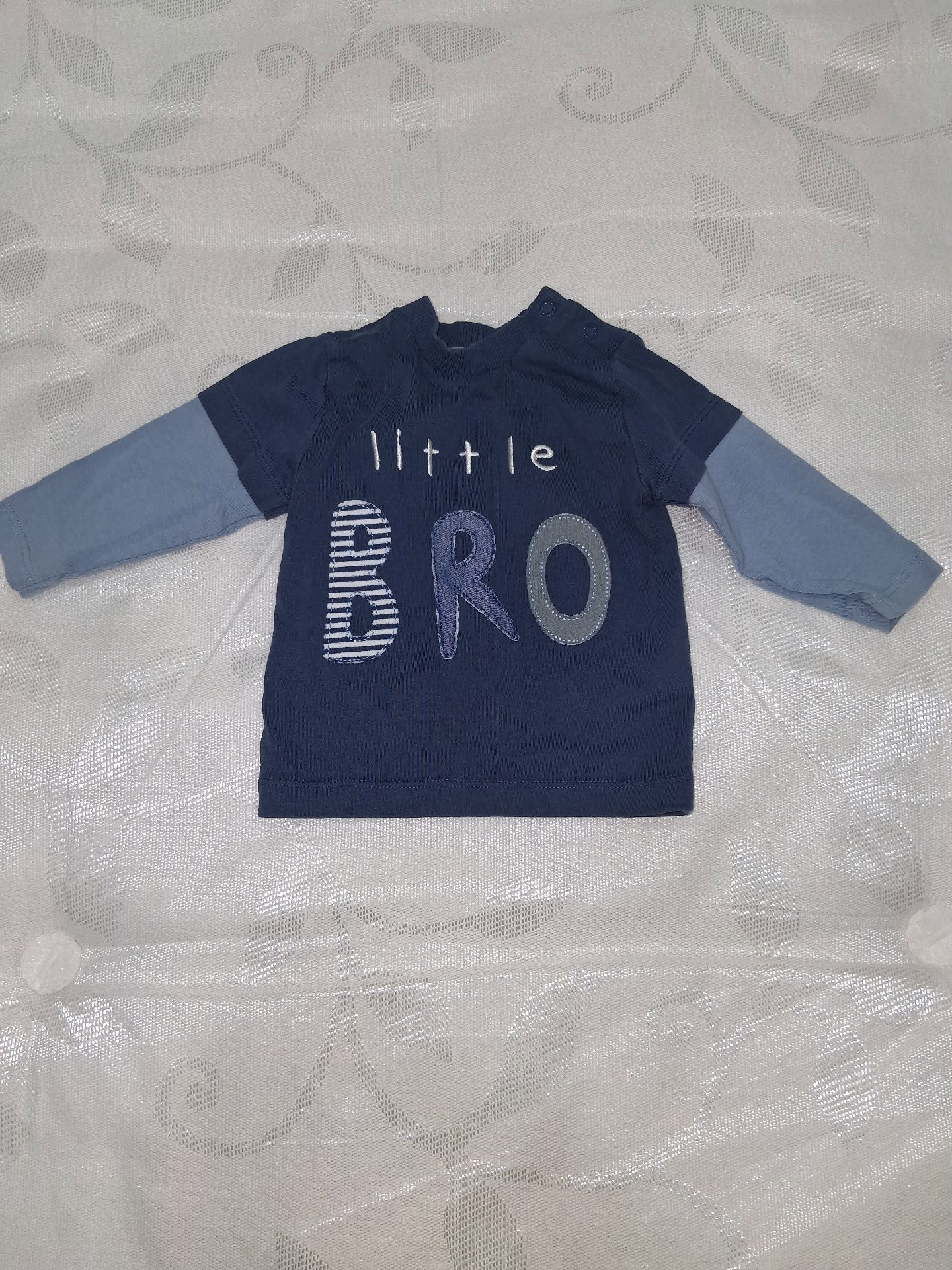 Nutmeg Baby Blue 'Little Bro' Long Sleeve Top – 0-3 Months, Nutmeg, 0-3 months, Excellent condition — preloved on SilentSale®