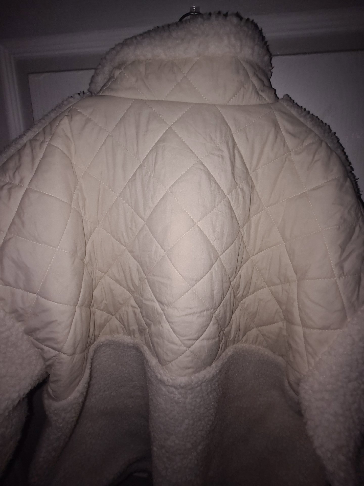 Souluxe Cream Sherpa Fleece Jacket Medium, Souluxe, 12, Excellent condition — preloved on SilentSale®