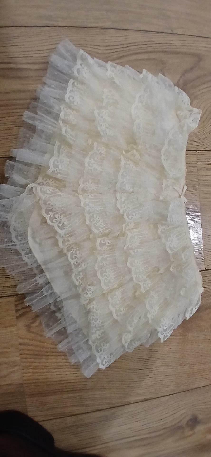 Jaded London Cream Lace Ruffle Shorts – UK 6, Jaded London, 6, Excellent condition — preloved on SilentSale®