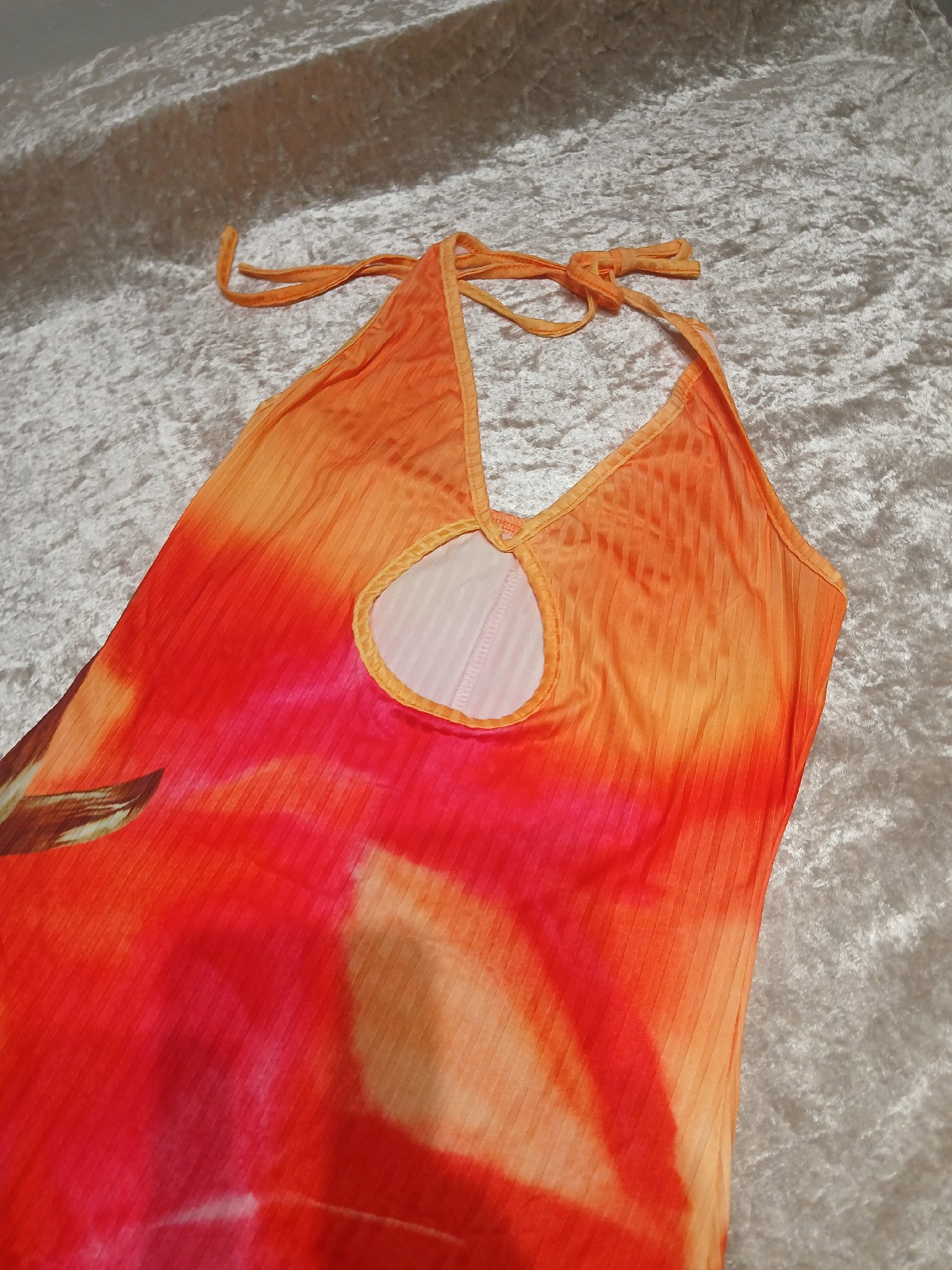 Shein Orange‑Red Gradient Halter Maxi Dress | Slim Fit Size S, Shein, S, New condition — preloved on SilentSale®
