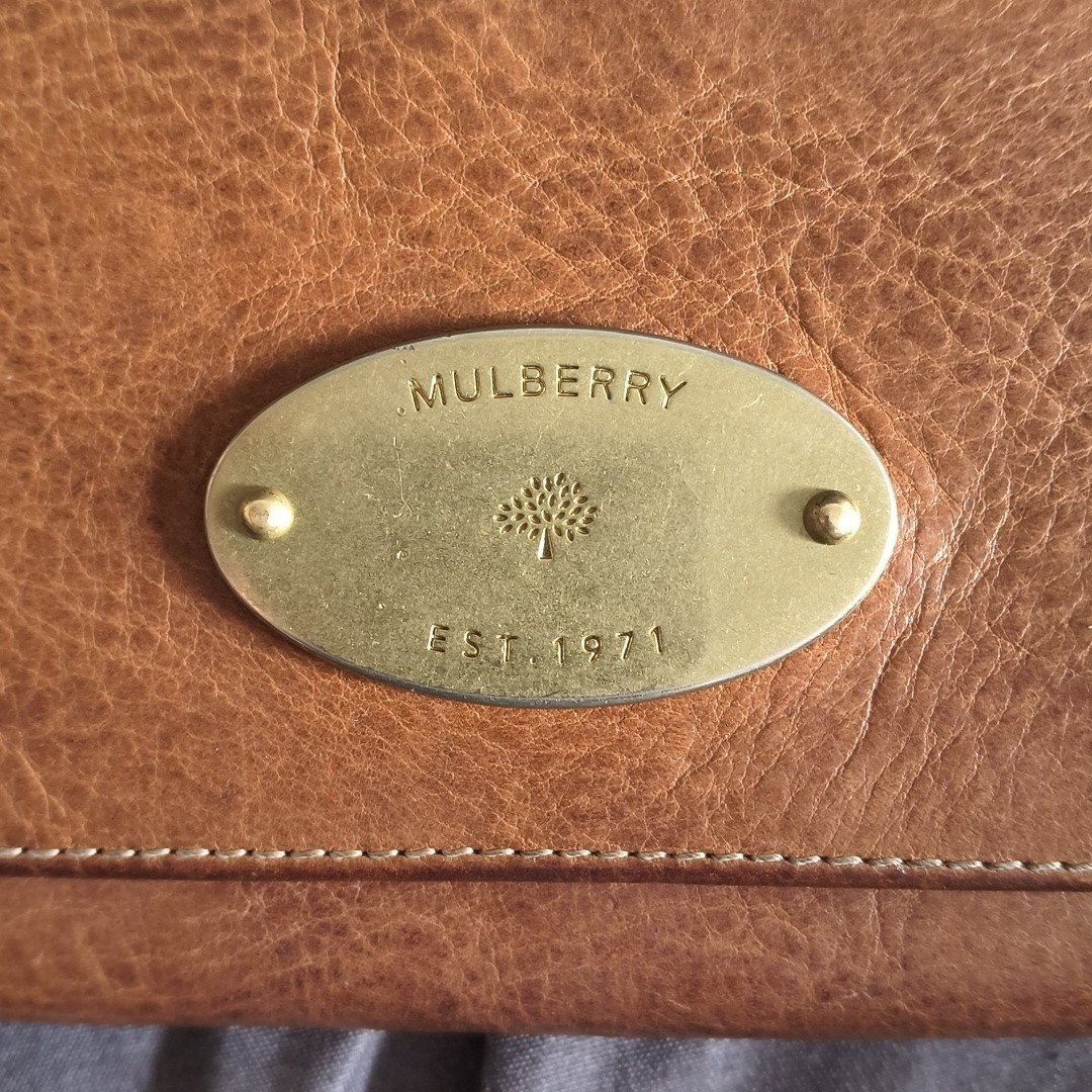 Mulberry Brown Leather Wallet, Mulberry, Medium, Excellent condition — preloved on SilentSale®