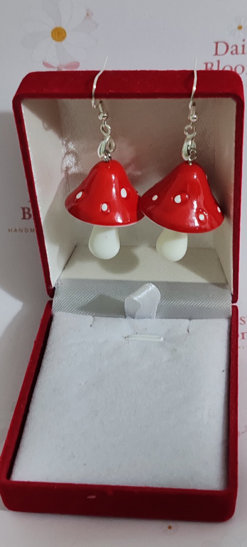 Beatful earings, Other, One Size, New condition — preloved on SilentSale®