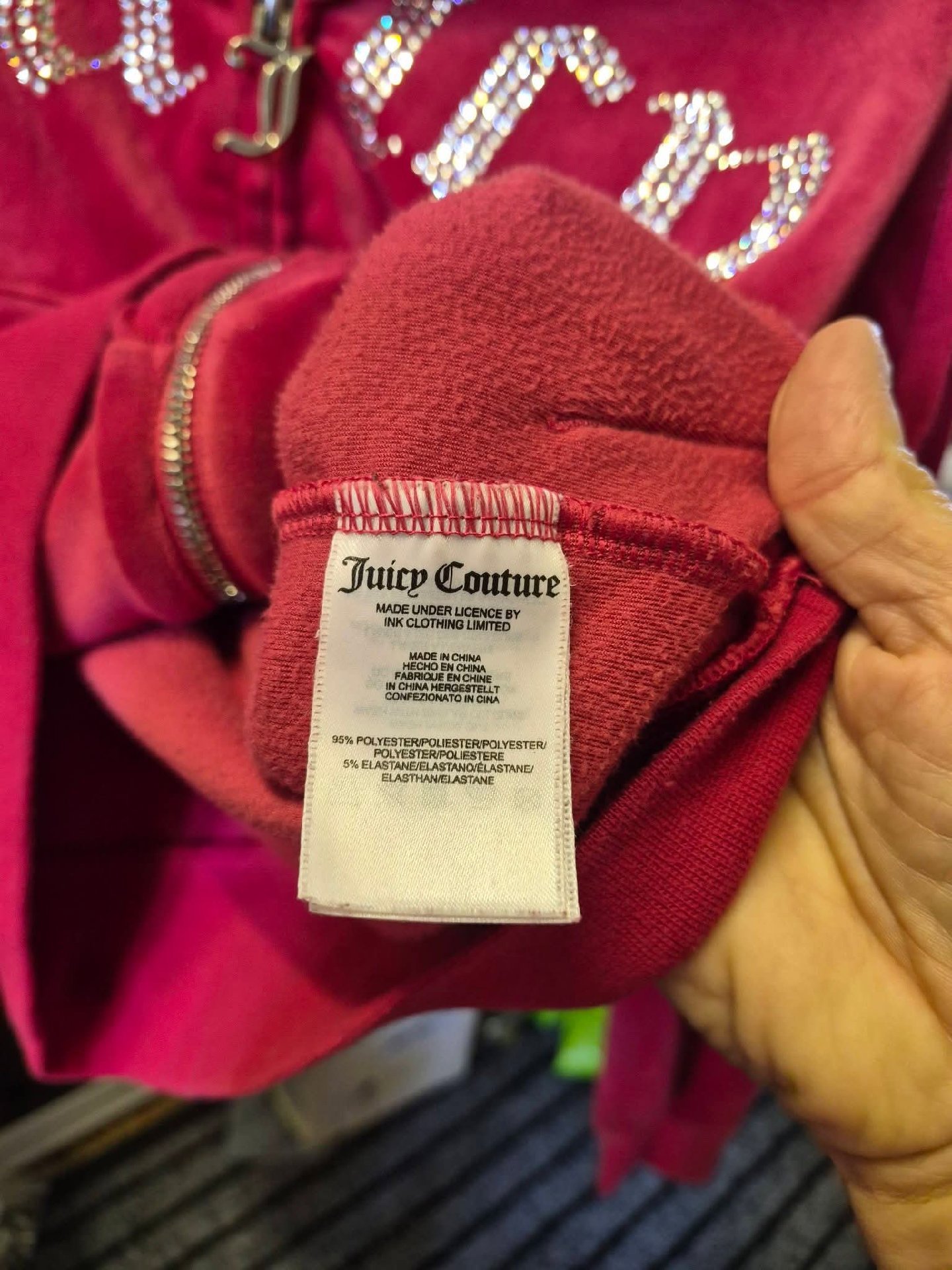 Juicy Couture Red Velour Zip-Up Hoodie – XXS, Juicy Couture, XXS, New condition — preloved on SilentSale®