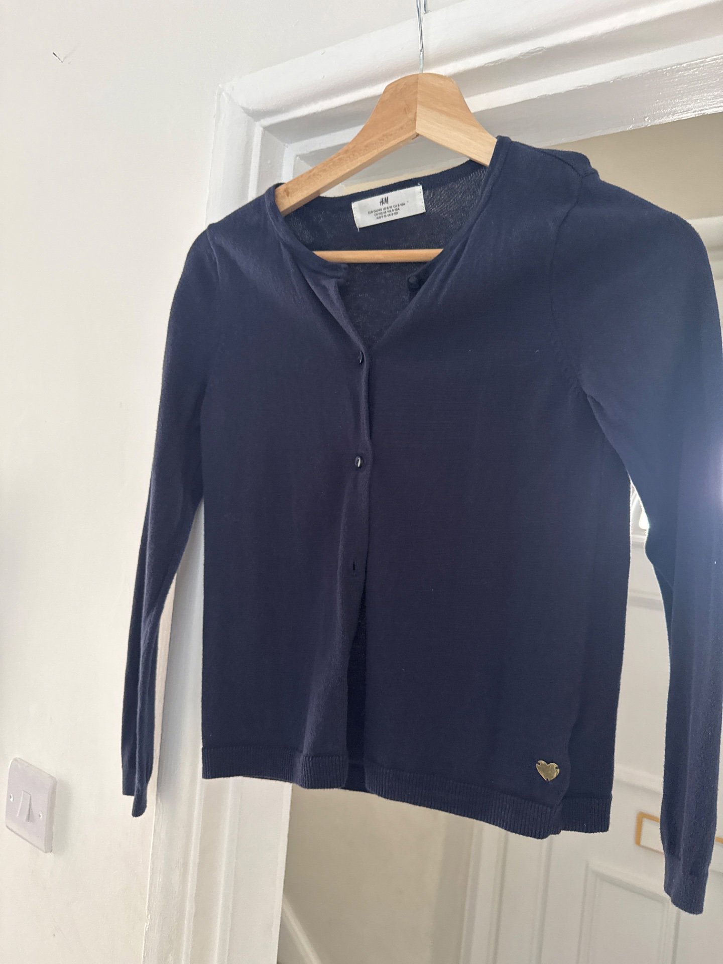 H&M Kids Navy Top – Size 8-10Y, H&M, 9-10 years, Good condition — preloved on SilentSale®