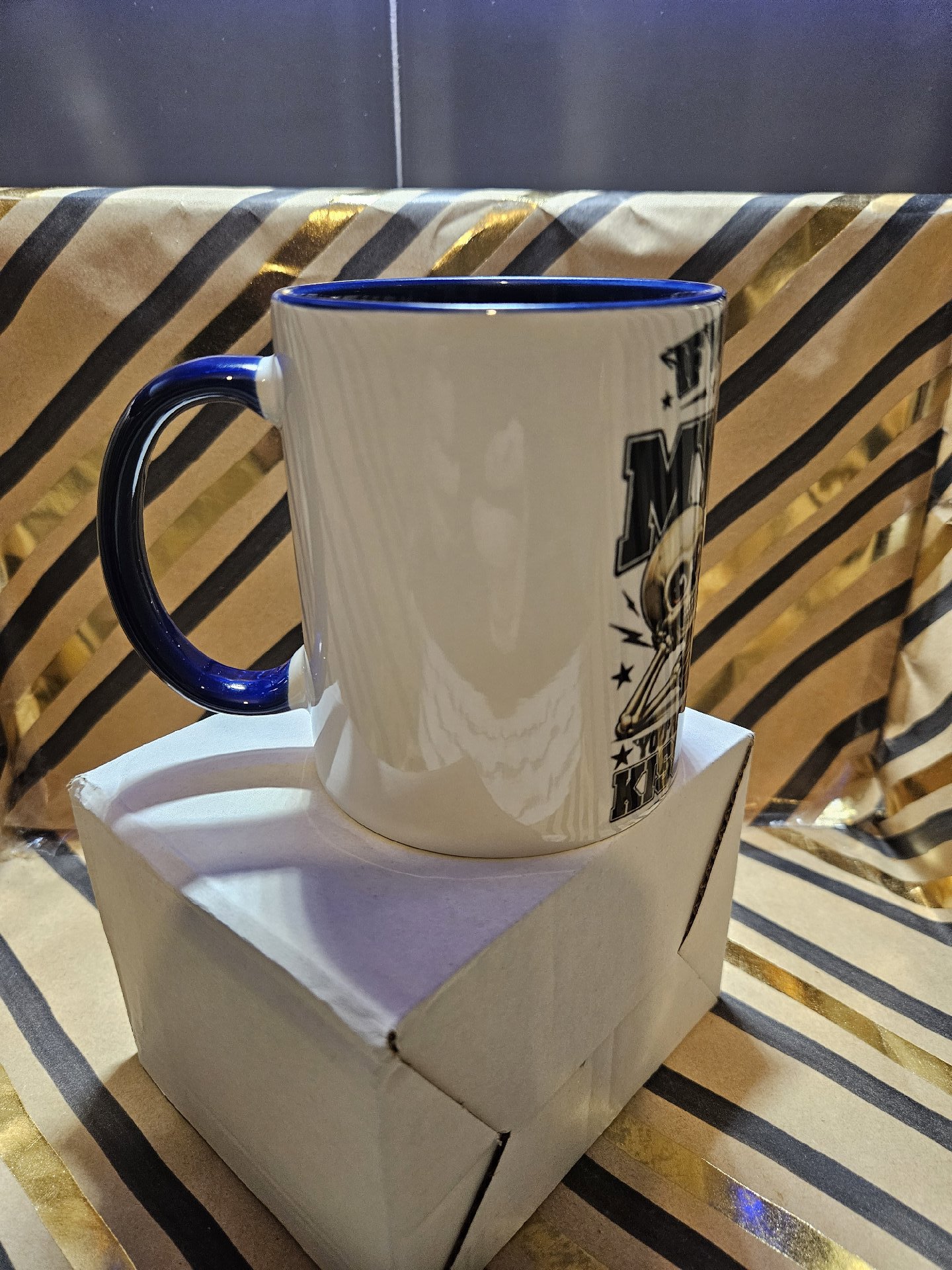 Novelty Skeleton Quote Ceramic Mug with Blue Interior and Handle, Unbranded, One Size, New condition — preloved on SilentSale®
