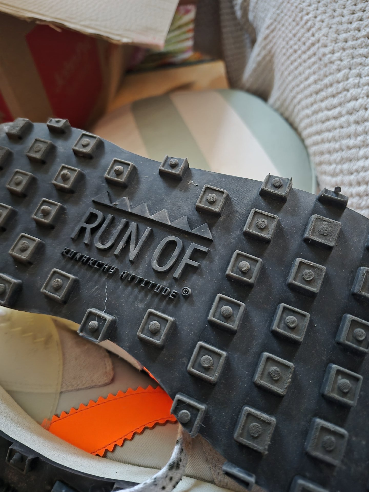Run Of  Matthew perle trainers, run of Matthew, 9, New condition — preloved on SilentSale®