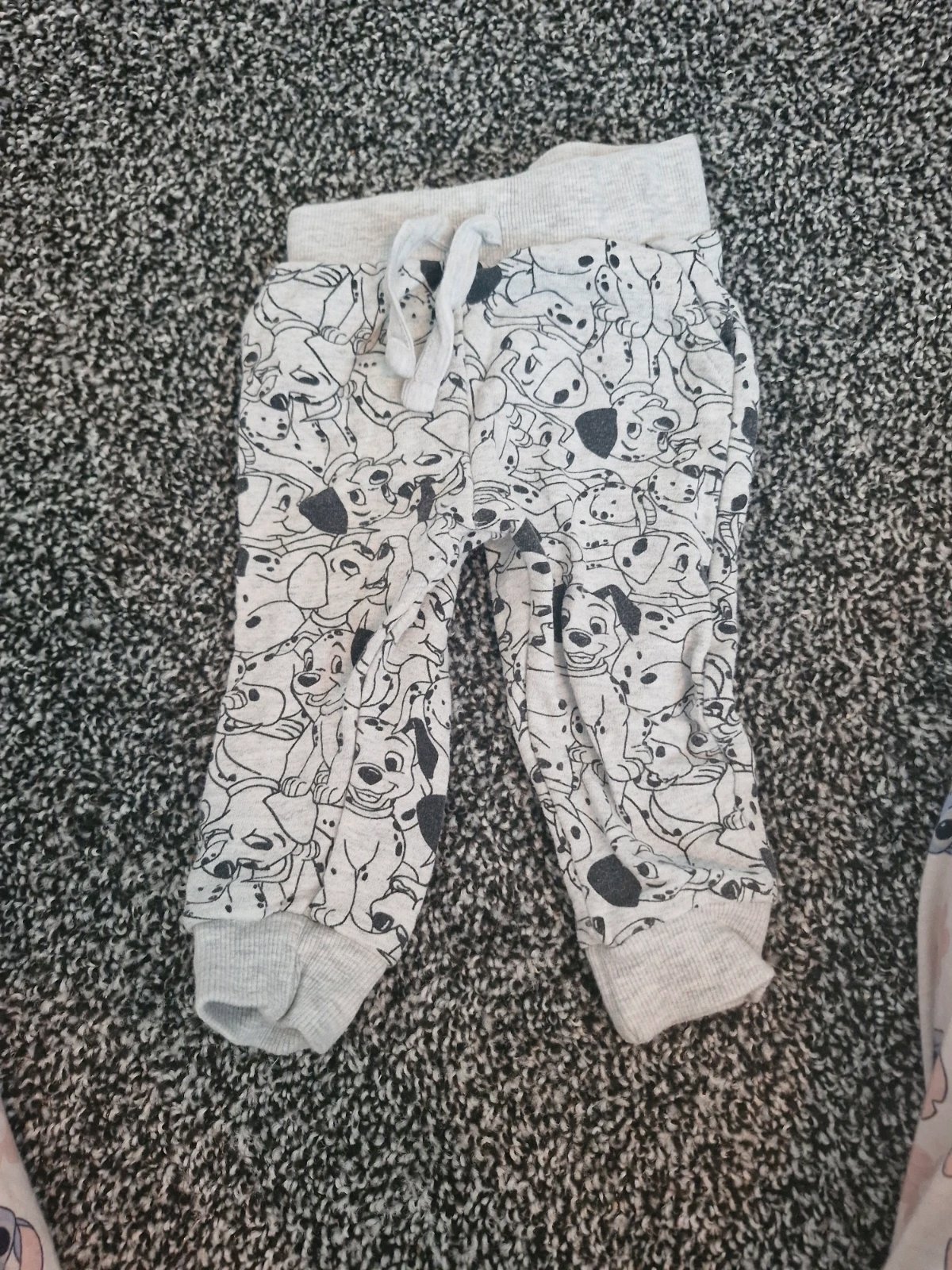 Dalmatian outfit, Disney, 3-6M, Excellent condition — preloved on SilentSale®