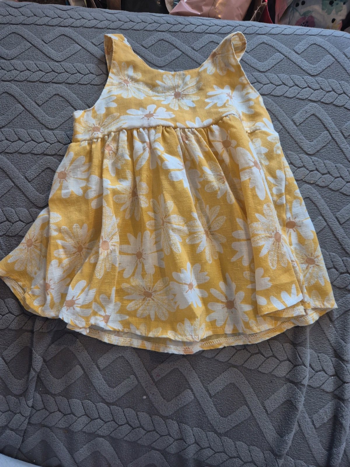 yellow summer top, unknown, 3 years / 98-103 cm, Excellent condition — preloved on SilentSale®