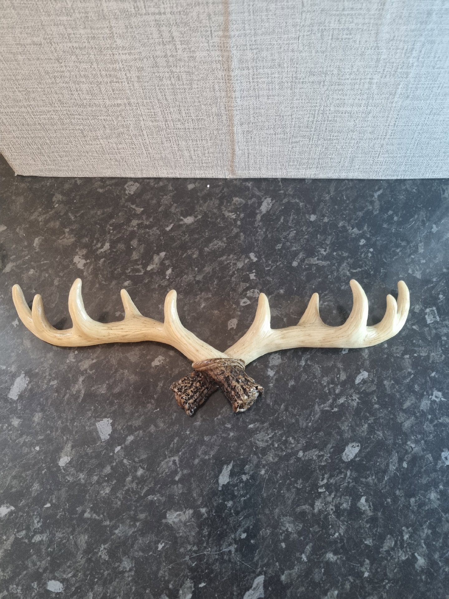 Antler Style Wall Mounted Coat Hook Rack, Unbranded, One Size, New condition — preloved on SilentSale®