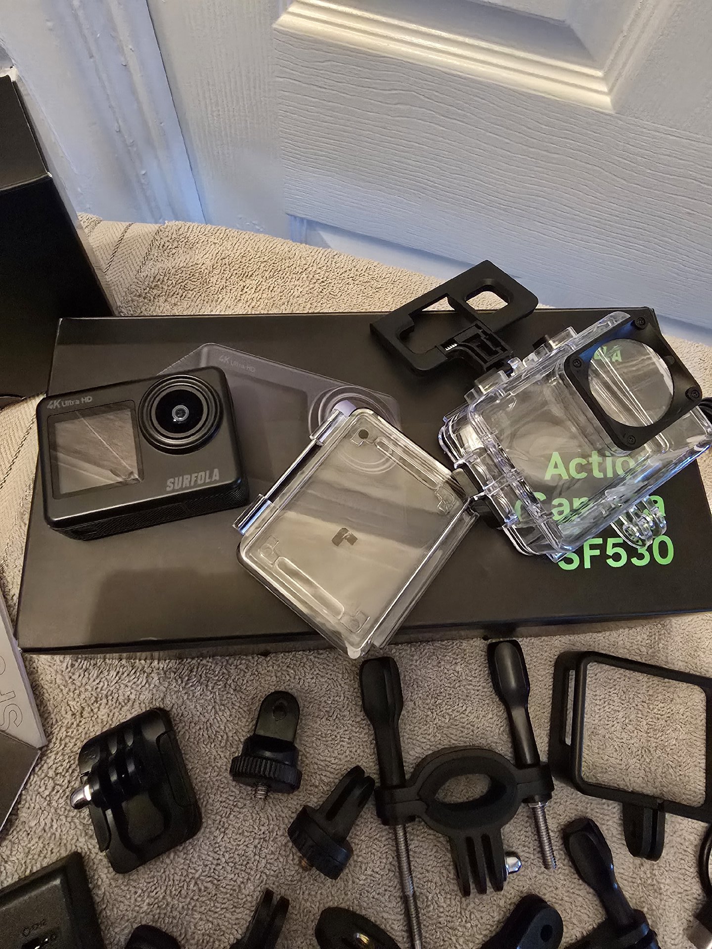 Surfola SF530 Action Camera with Accessories, Surfola, One Size, New condition — preloved on SilentSale®