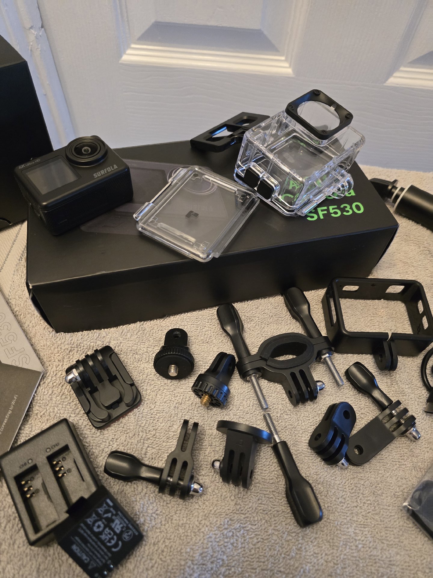 Surfola SF530 Action Camera with Accessories, Surfola, One Size, New condition — preloved on SilentSale®